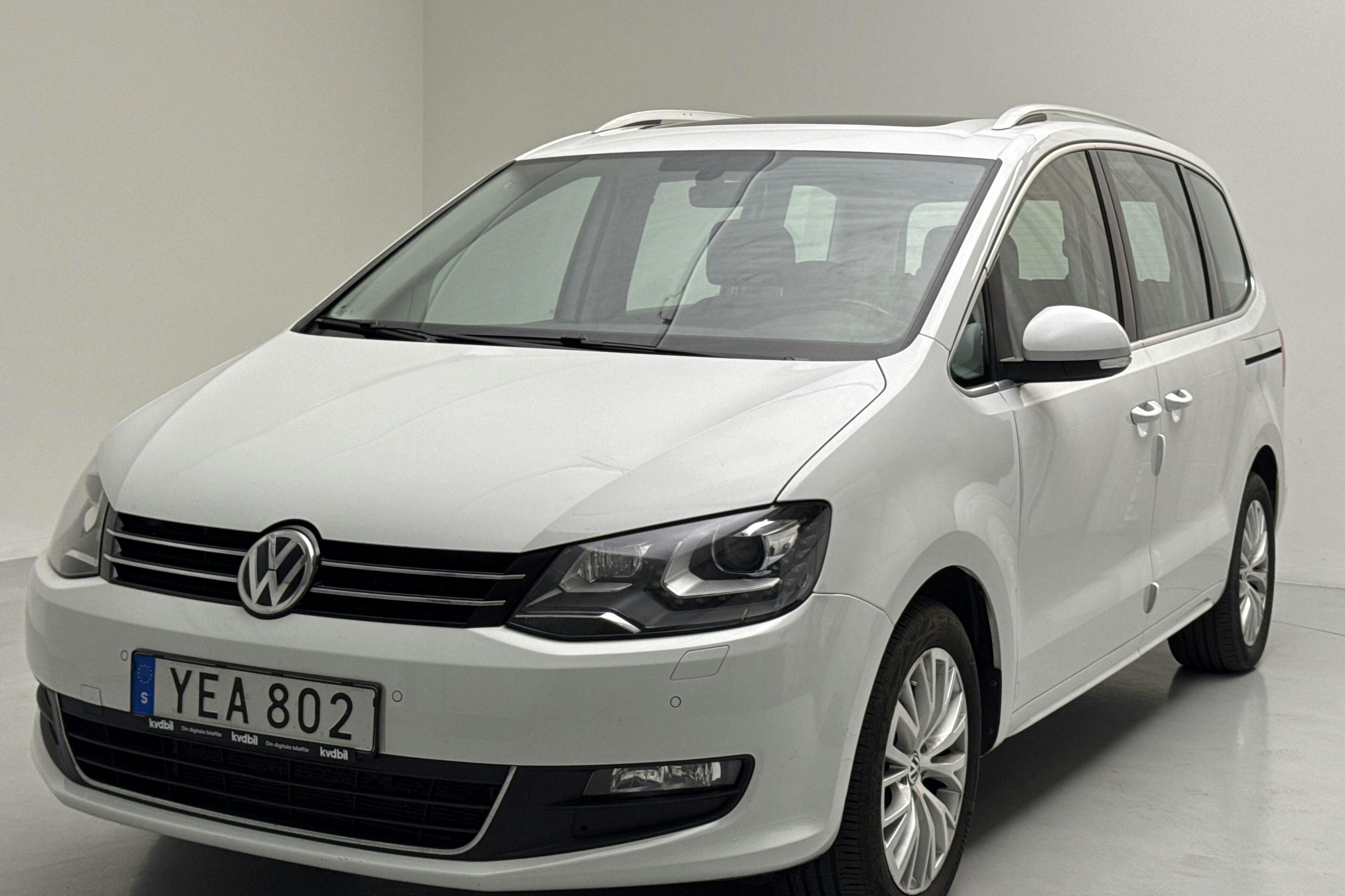 VW Sharan 2.0 TDI (150hk) - 162 820 km - Automatyczna - biały - 2016