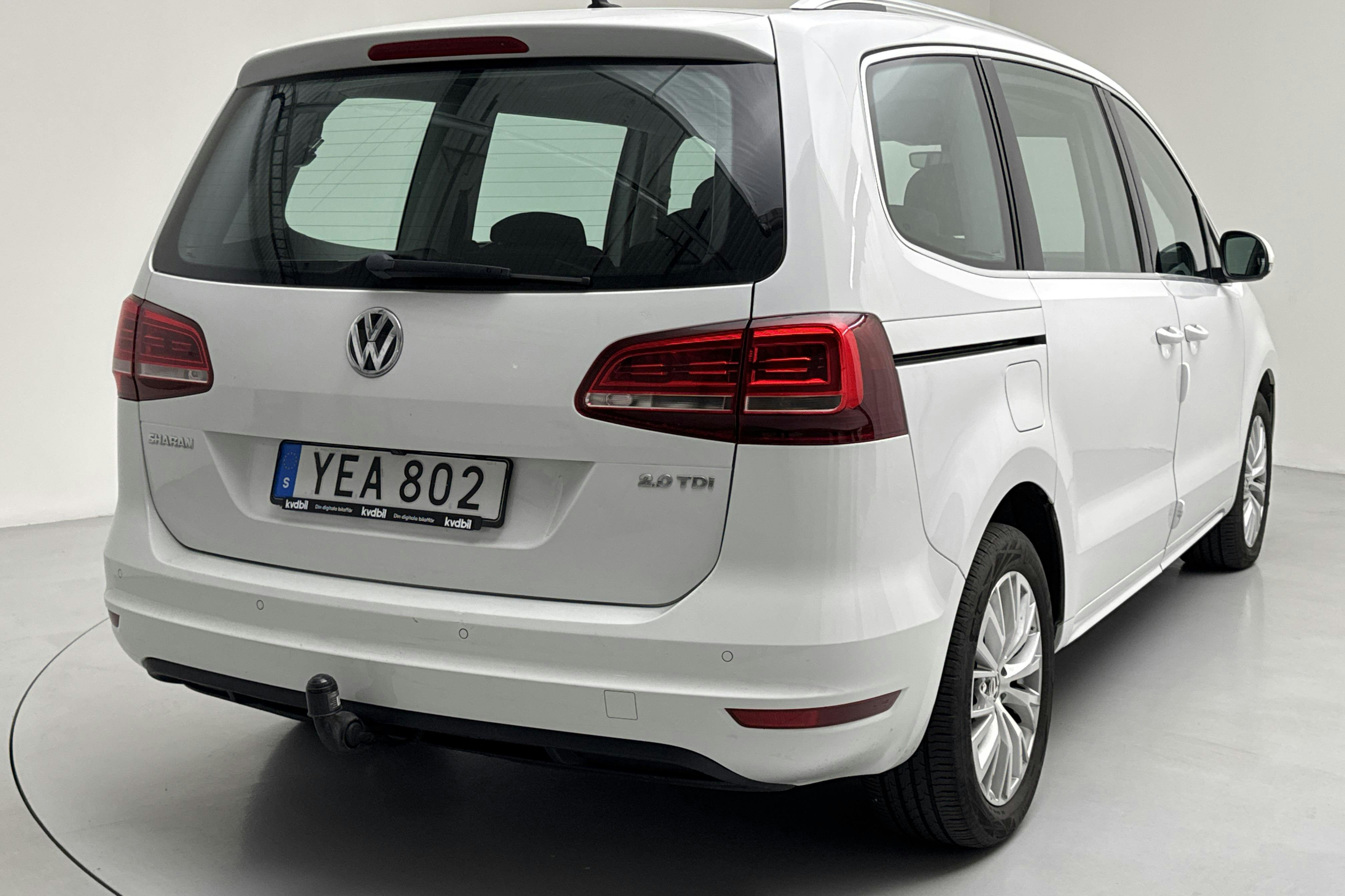 VW Sharan 2.0 TDI (150hk) - 162 820 km - Automatyczna - biały - 2016