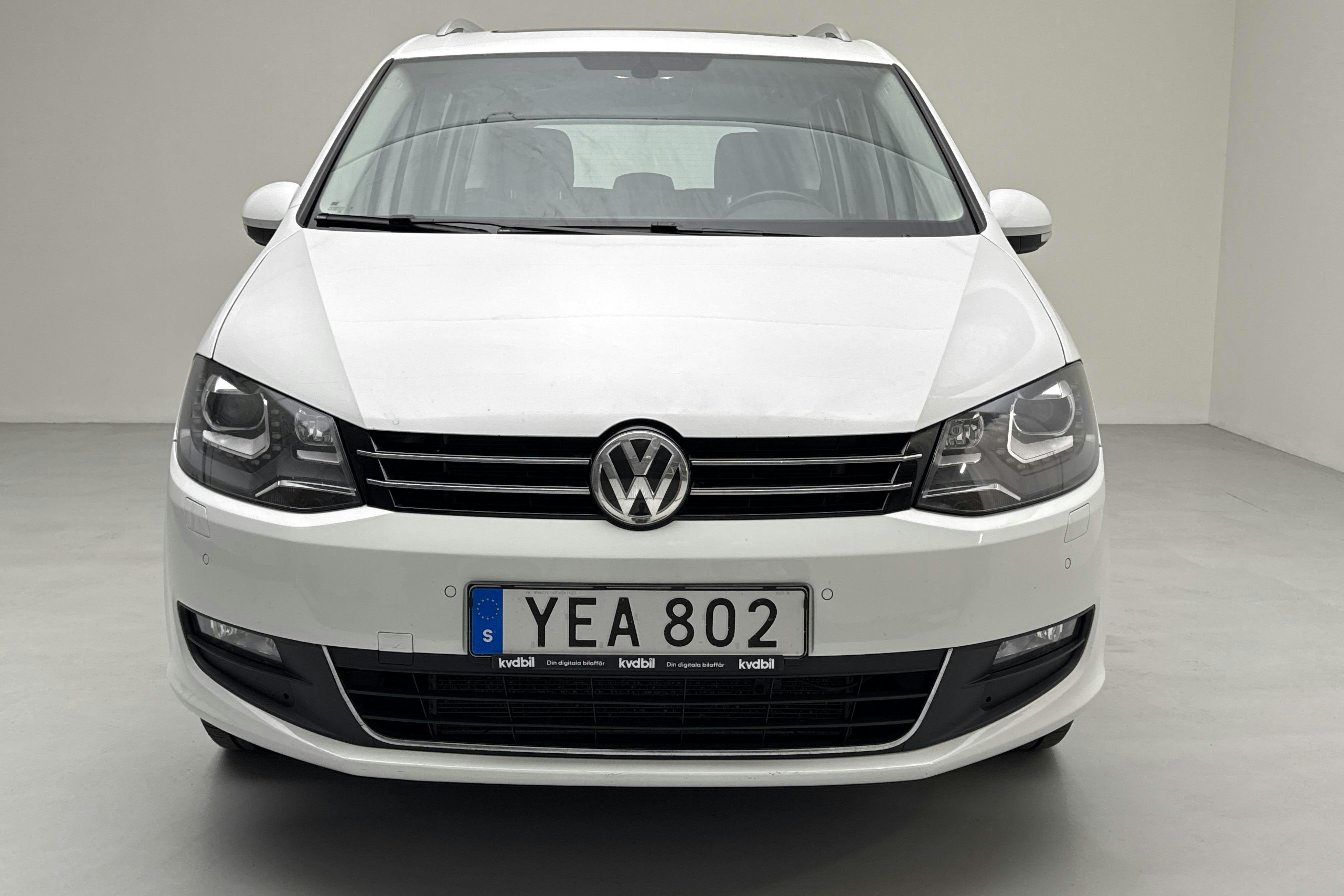 VW Sharan 2.0 TDI (150hk) - 162 820 km - Automatyczna - biały - 2016