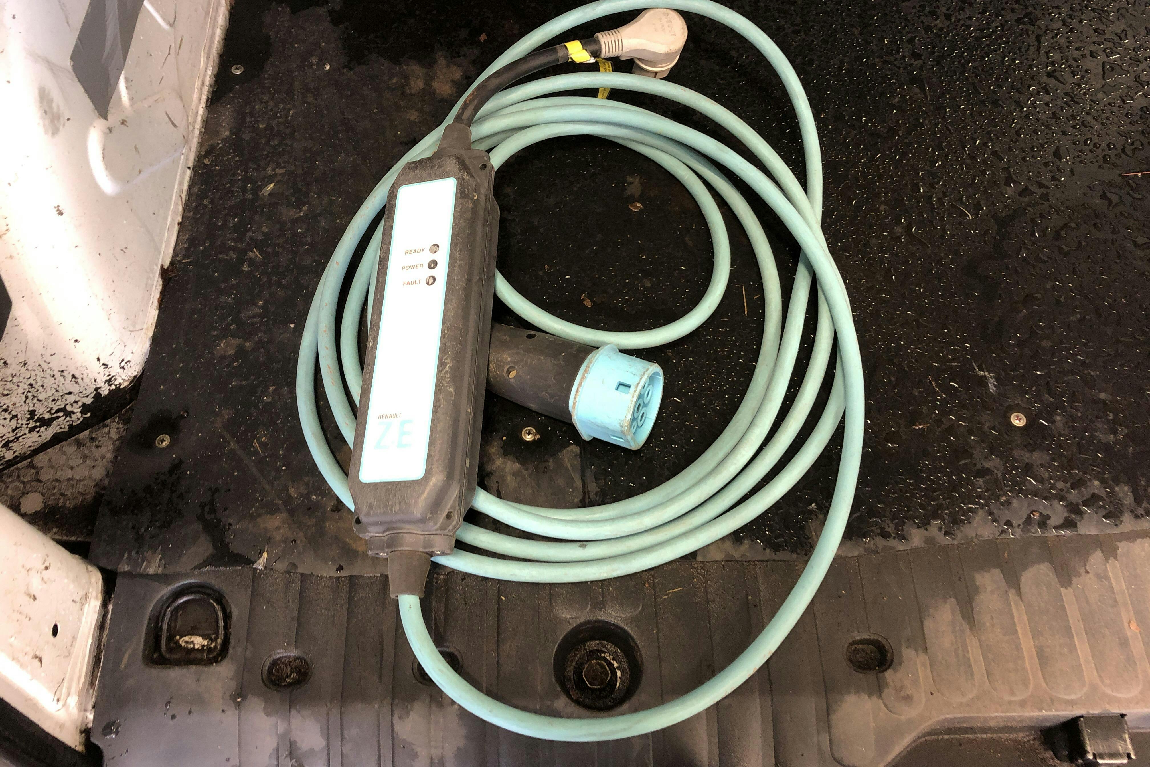 Renault Kangoo II Z.E. 22 kWh Skåp (60hk) - 31 300 km - Automaattinen - valkoinen - 2014