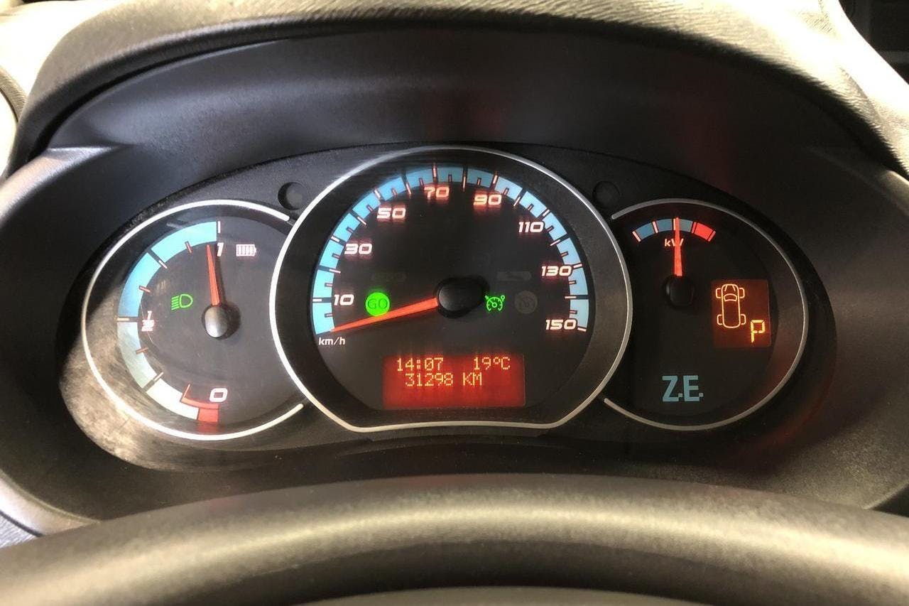 Renault Kangoo II Z.E. 22 kWh Skåp (60hk) - 31 300 km - Automaattinen - valkoinen - 2014