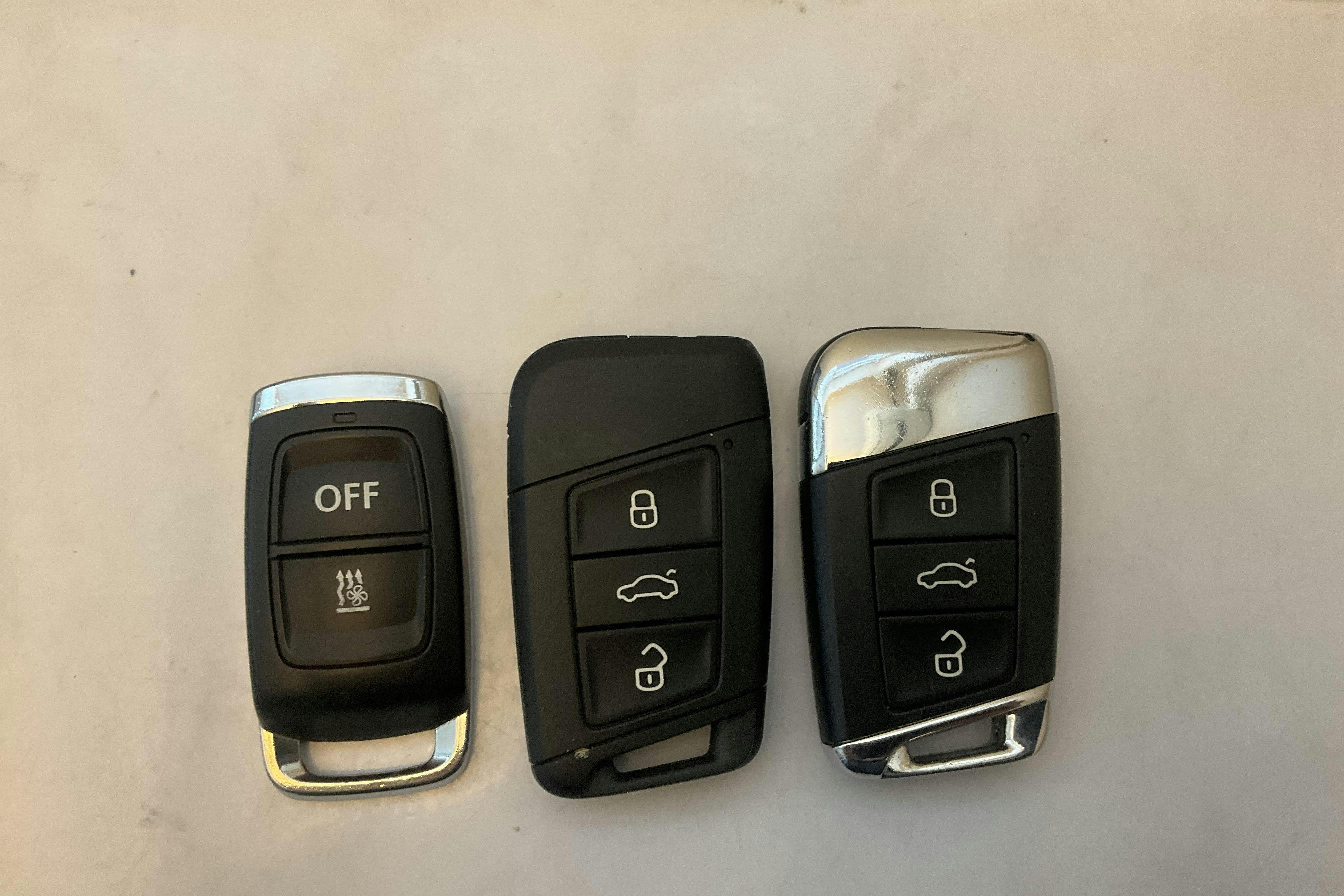 Skoda Superb 1.4 TSI PHEV Kombi (218hk) - 44 580 km - Automaatne - valge - 2022