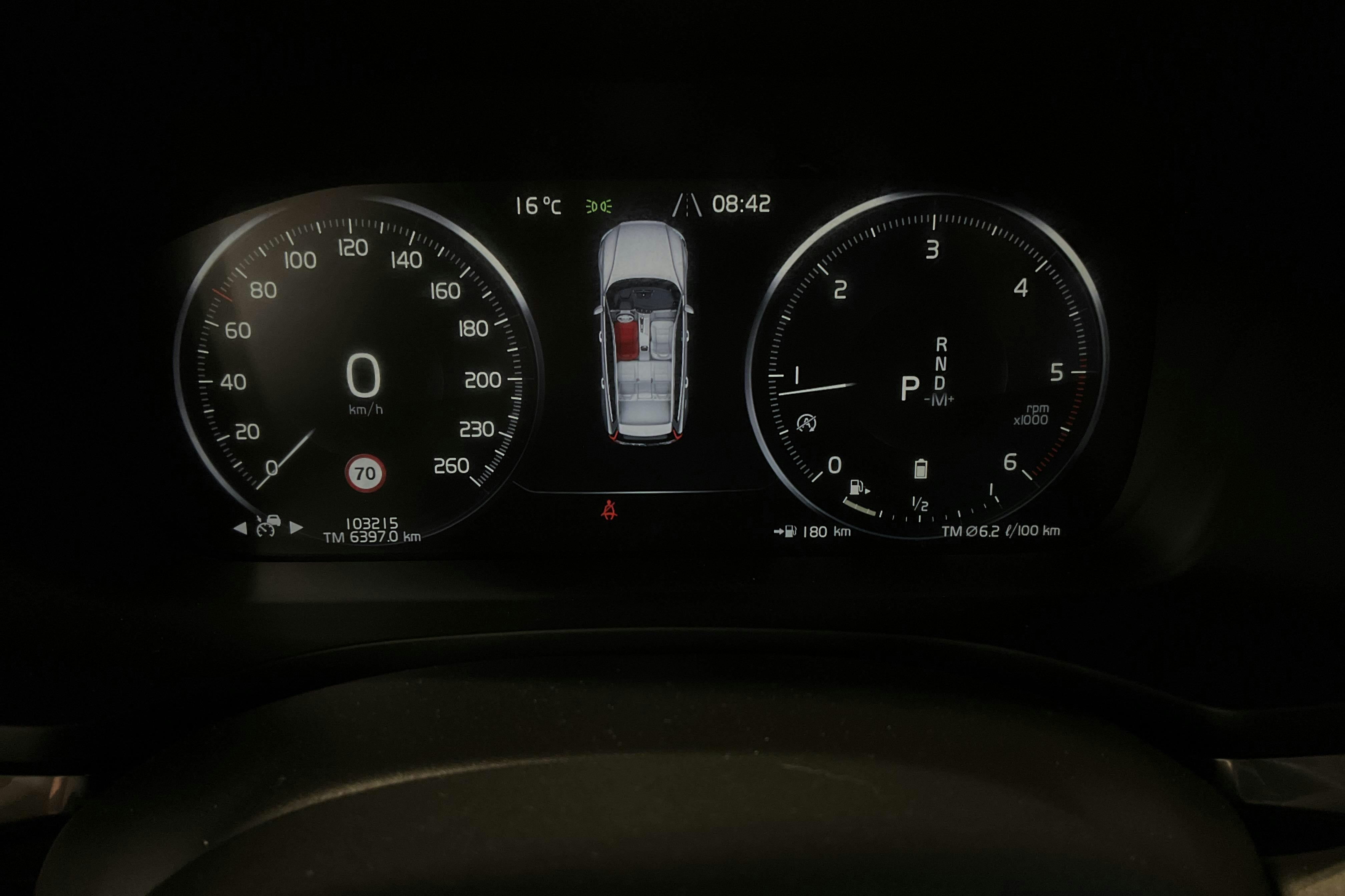 Volvo V60 B4 Mildhybrid, Diesel (197hk) - 10 321 mil - Automat - svart - 2022