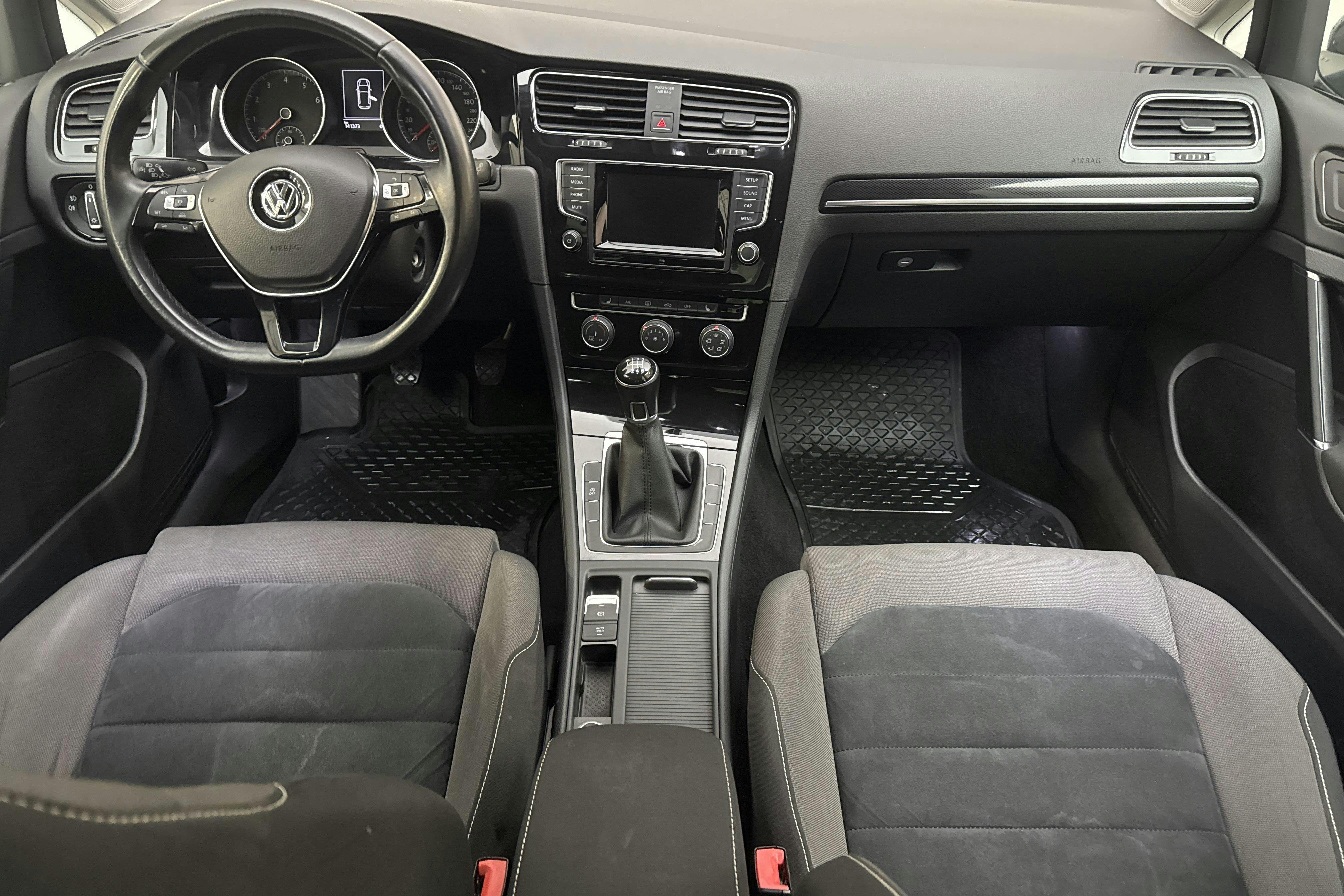 VW Golf VII 1.4 TSI 5dr (140hk) - 141 370 km - Käsitsi - must - 2014