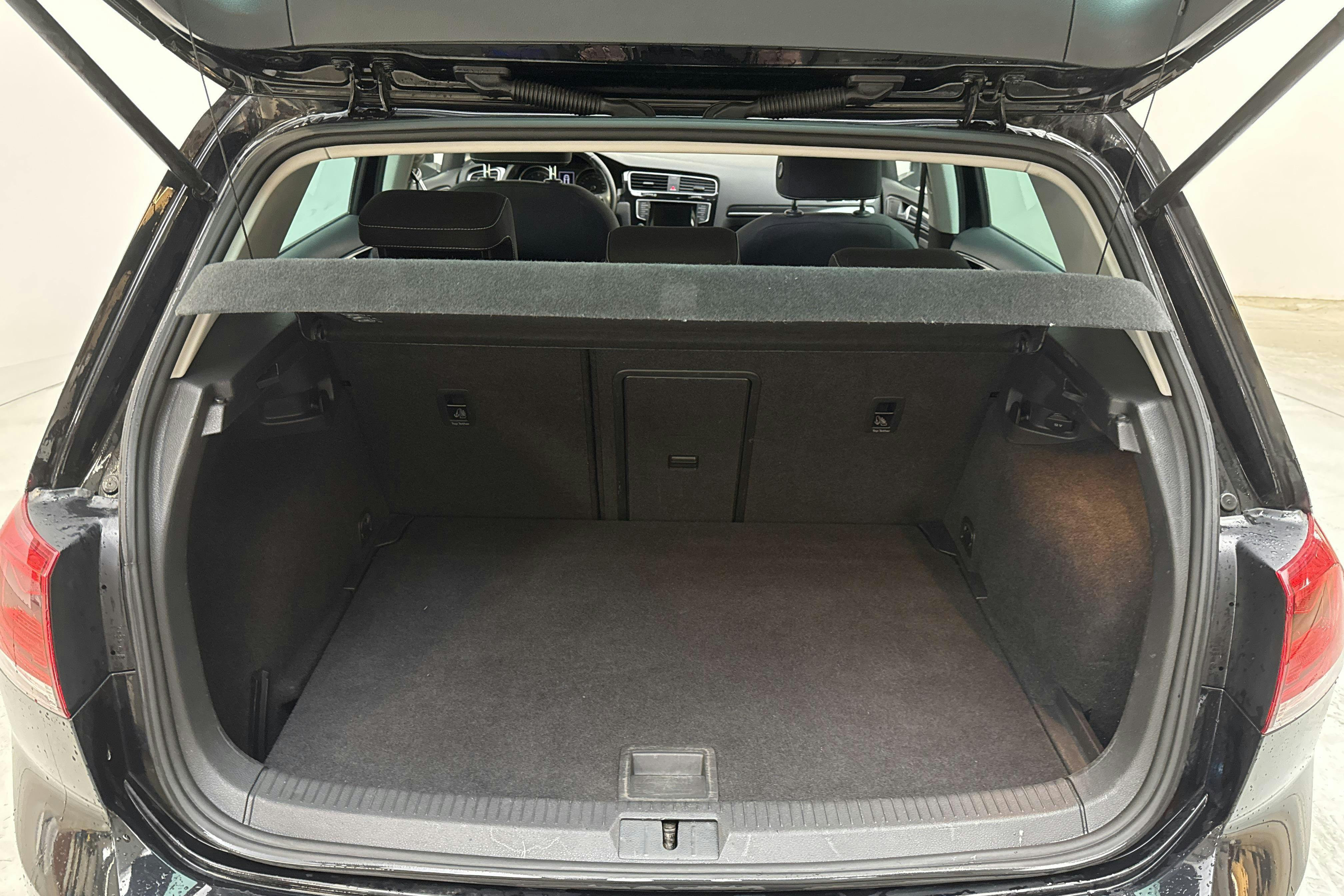 VW Golf VII 1.4 TSI 5dr (140hk) - 141 370 km - Käsitsi - must - 2014
