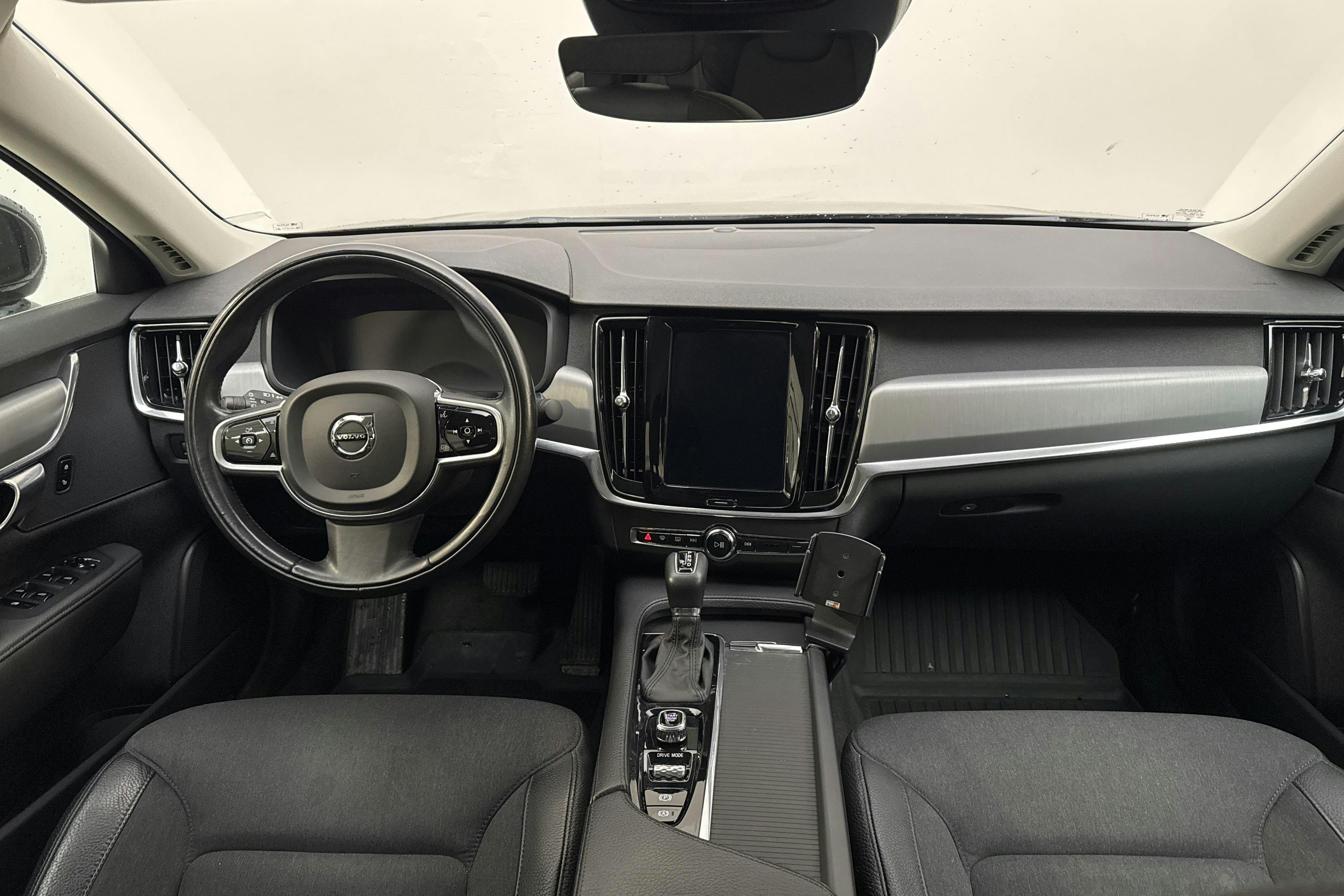 Volvo S90 T4 (190hk) - 184 340 km - Automatyczna - czarny - 2018