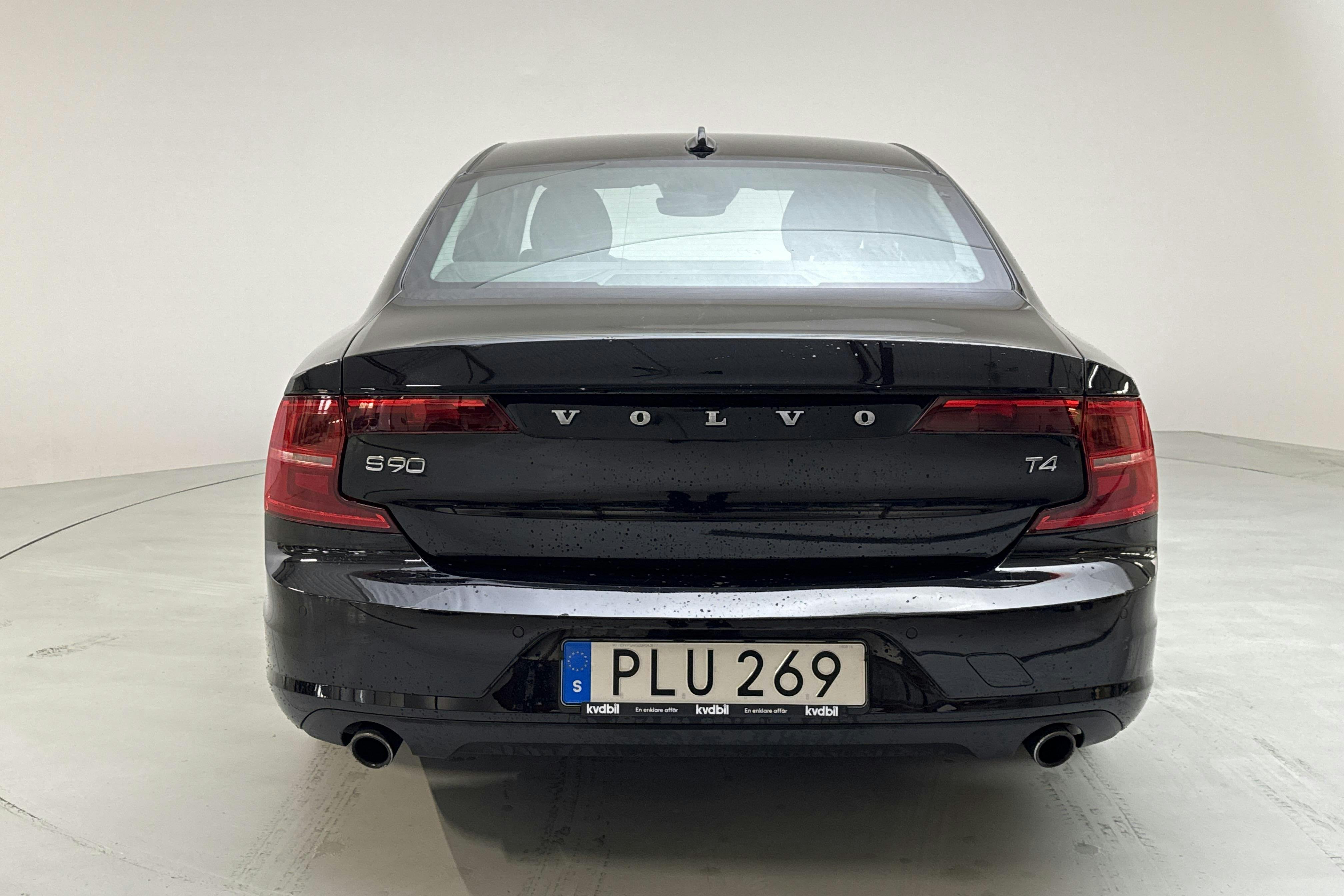 Volvo S90 T4 (190hk) - 184 340 km - Automatyczna - czarny - 2018
