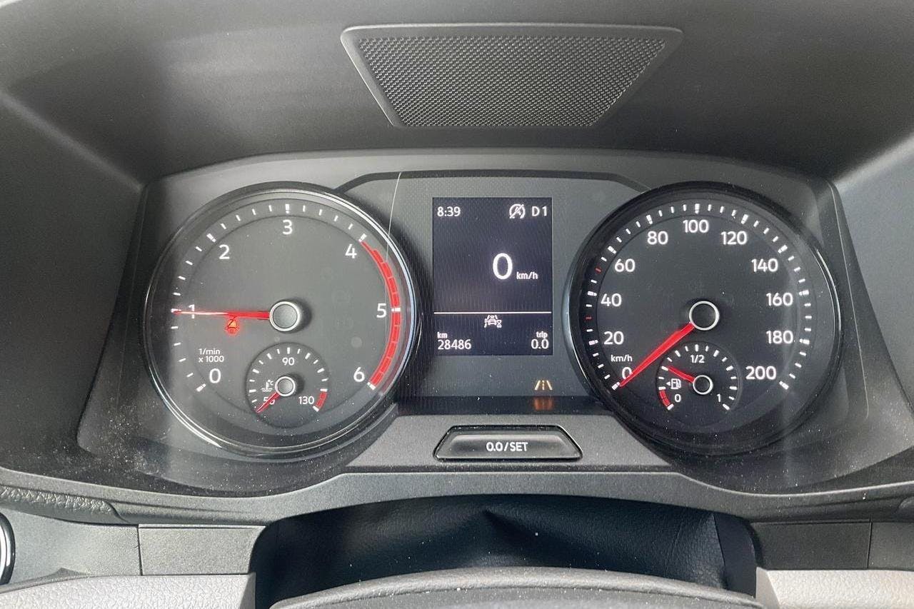 VW Crafter 35 2.0 TDI Skåp (177hk) - 28 490 km - Automaattinen - valkoinen - 2024