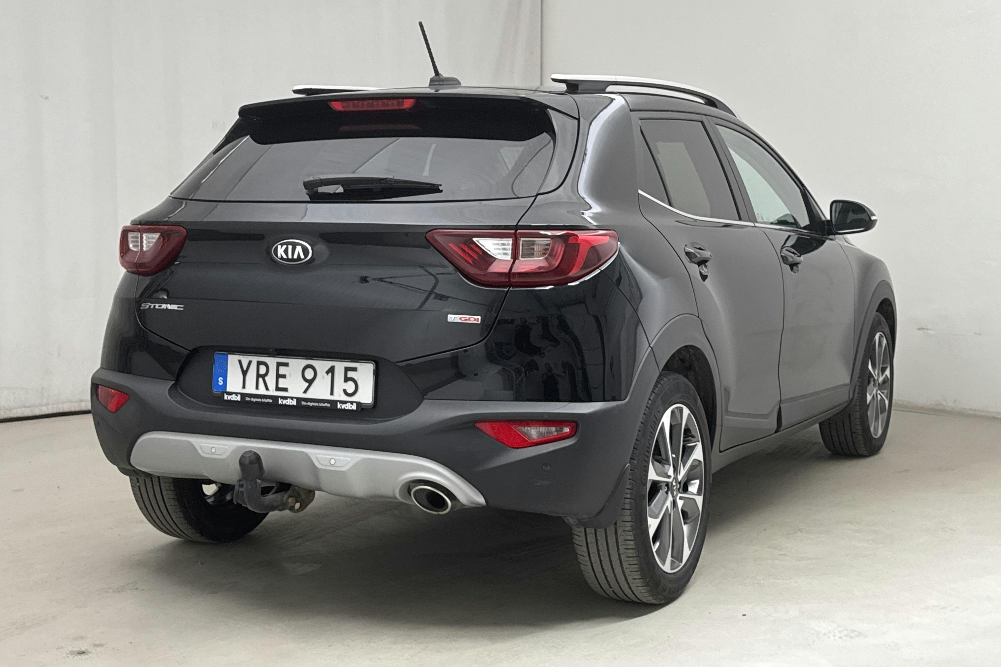 KIA Stonic 1.0 T-GDi (120hk) - 5 027 mil - Automat - svart - 2019