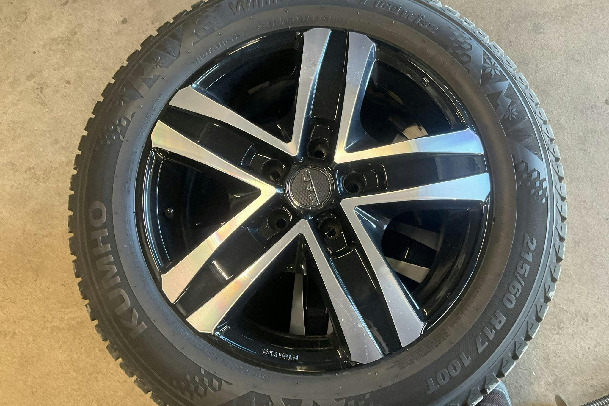 VW Transporter Kombi T6.1 Skåp TDI 4MOTION (204hk) - 33 530 km - Automaattinen - harmaa - 2024