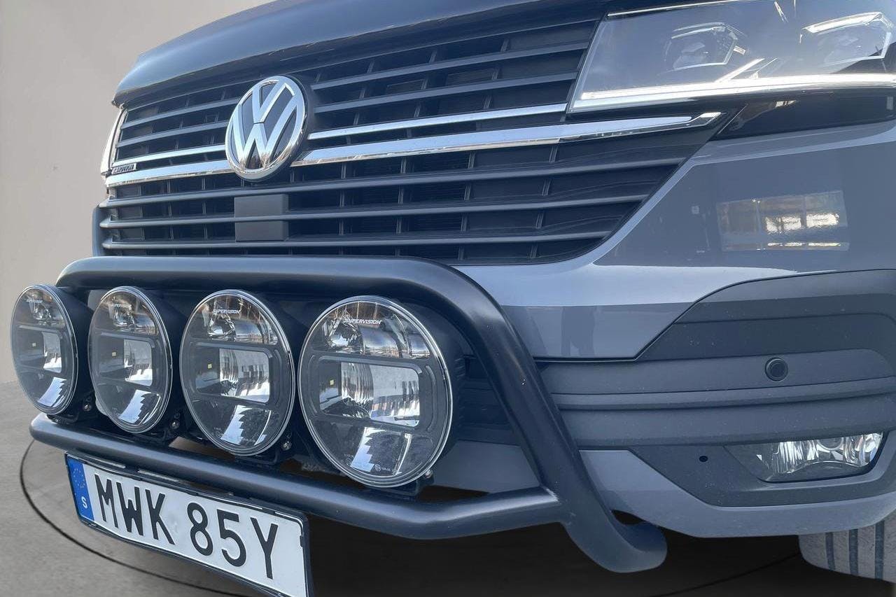 VW Transporter Kombi T6.1 Skåp TDI 4MOTION (204hk) - 33 530 km - Automaattinen - harmaa - 2024
