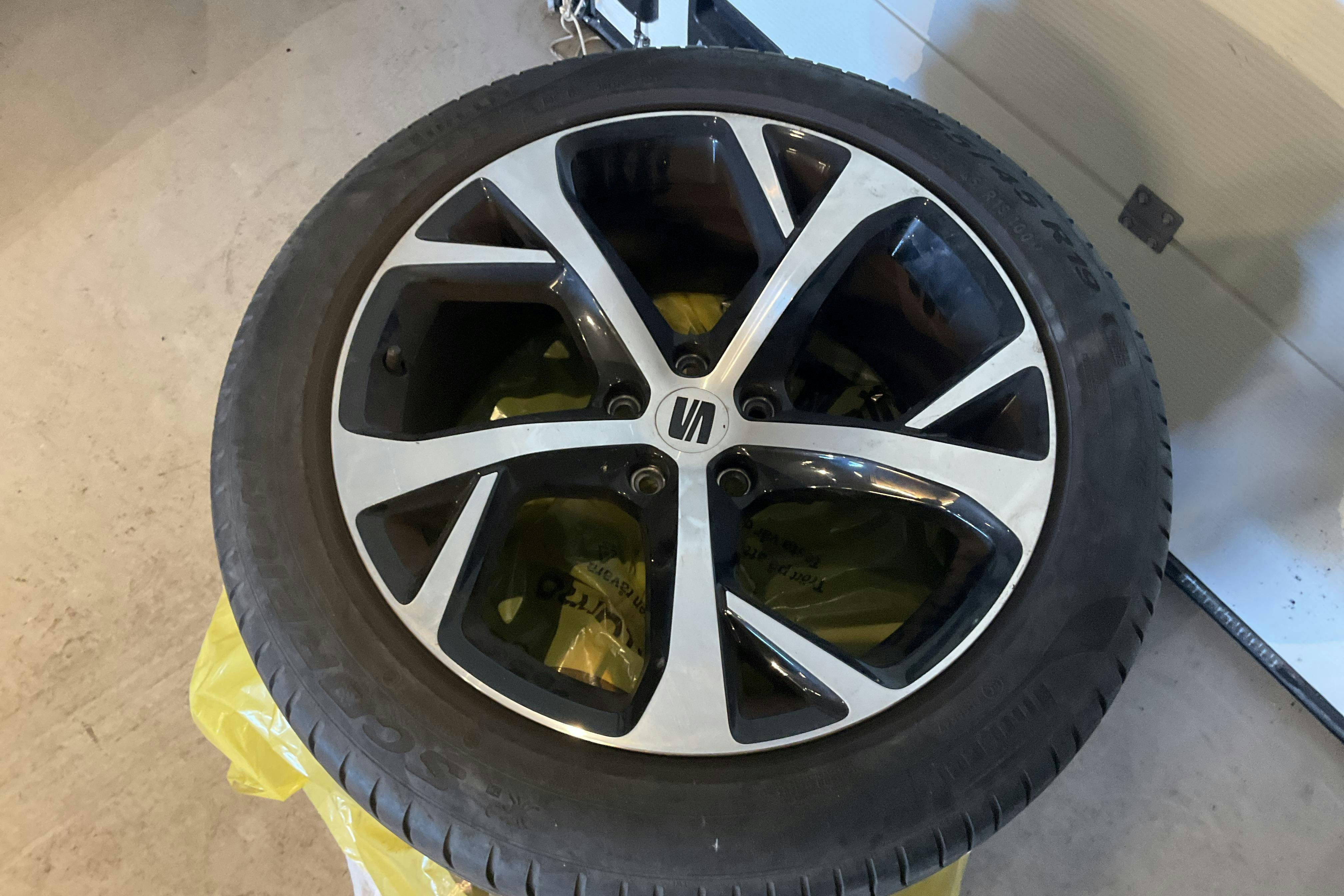 Seat Tarraco 1.4 TSI e-hybrid (245hk) - 5 715 mil - Automat - grå - 2022