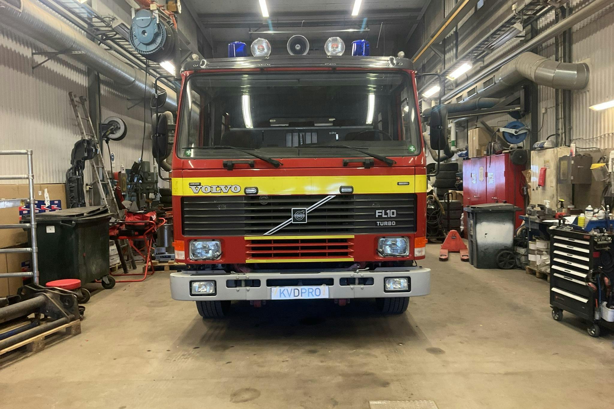 VOLVO FL10 - 511 968 km - Automaatne - 1989
