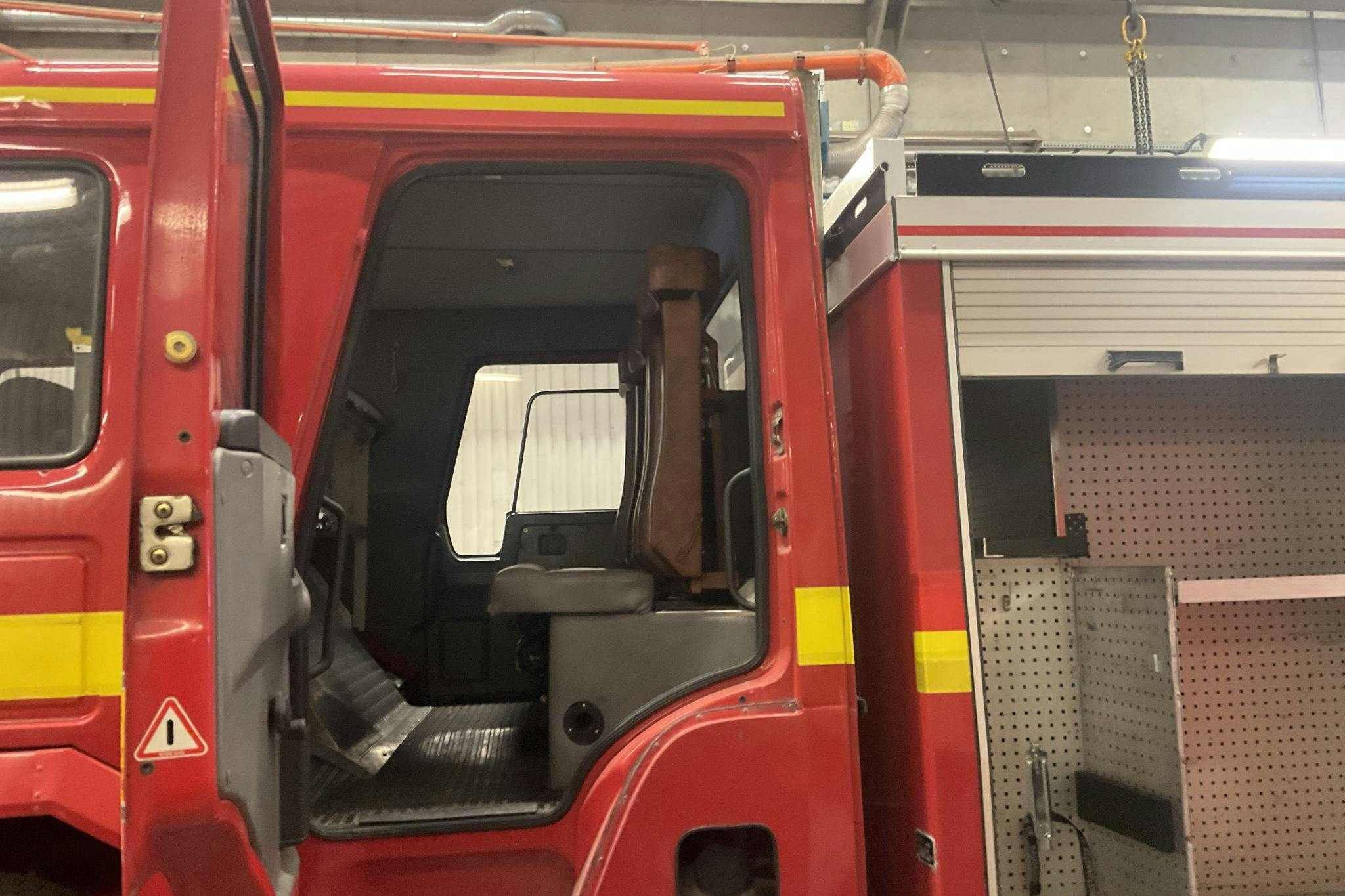 VOLVO FL10 - 511 968 km - Automaatne - 1989