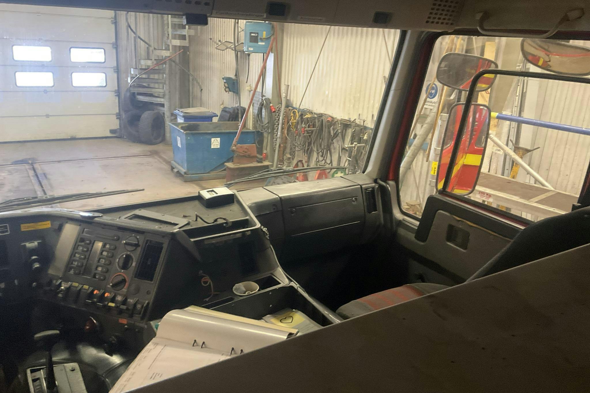 VOLVO FL10 - 511 968 km - Automaatne - 1989