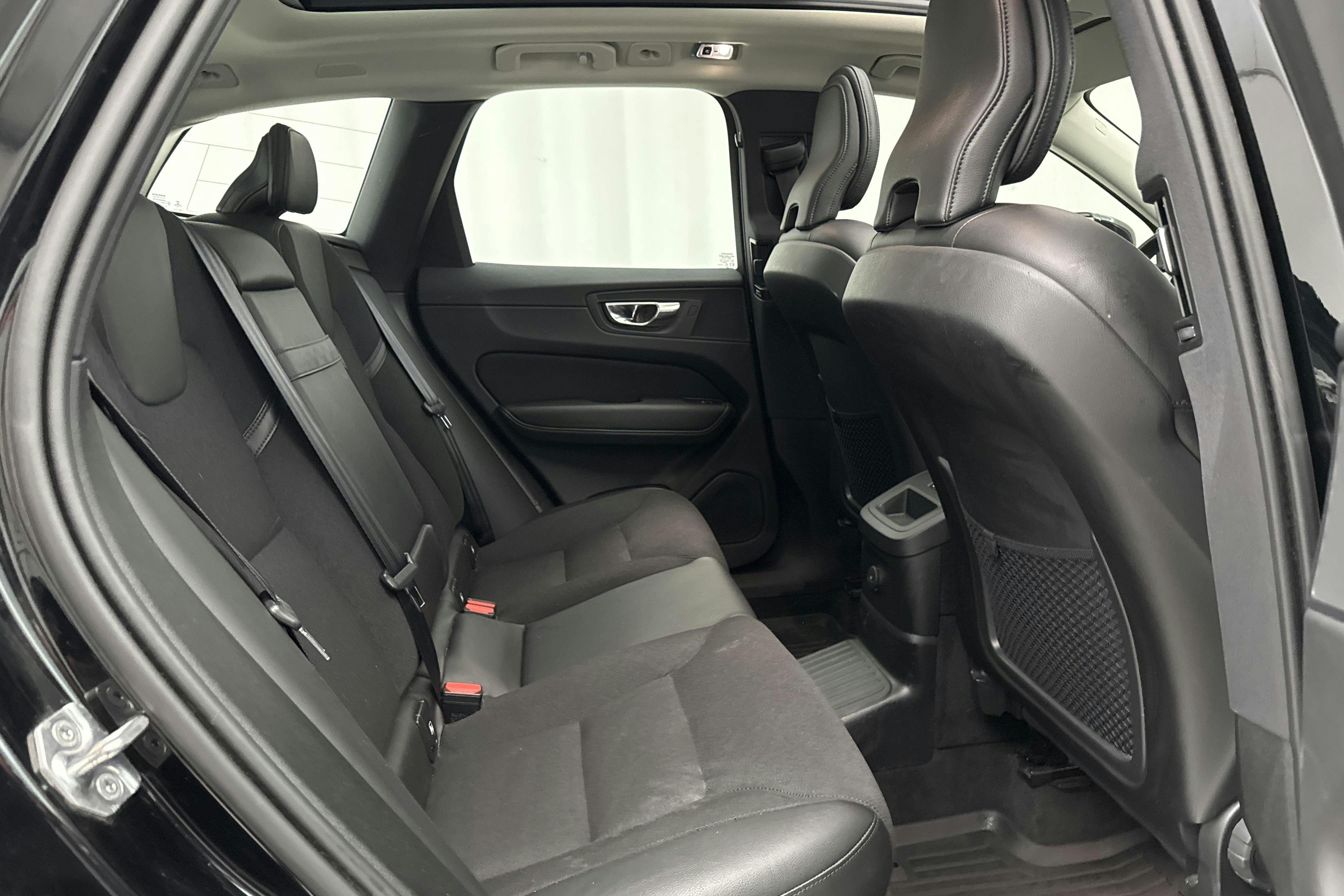Volvo XC60 T6 AWD Recharge (340hk) - 116 510 km - Automatic - black - 2021