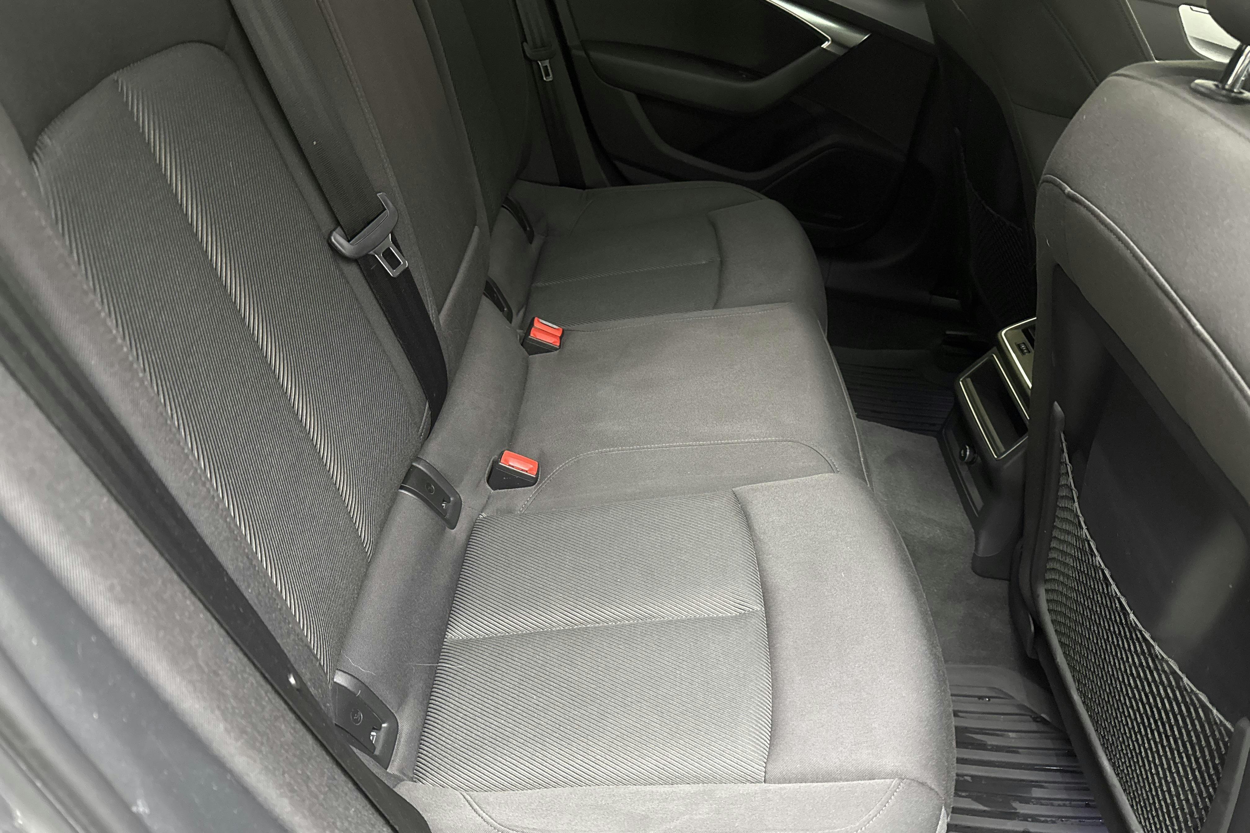Audi A6 Avant 40 TDI quattro (204hk) - 15 496 mil - Automat - grå - 2020