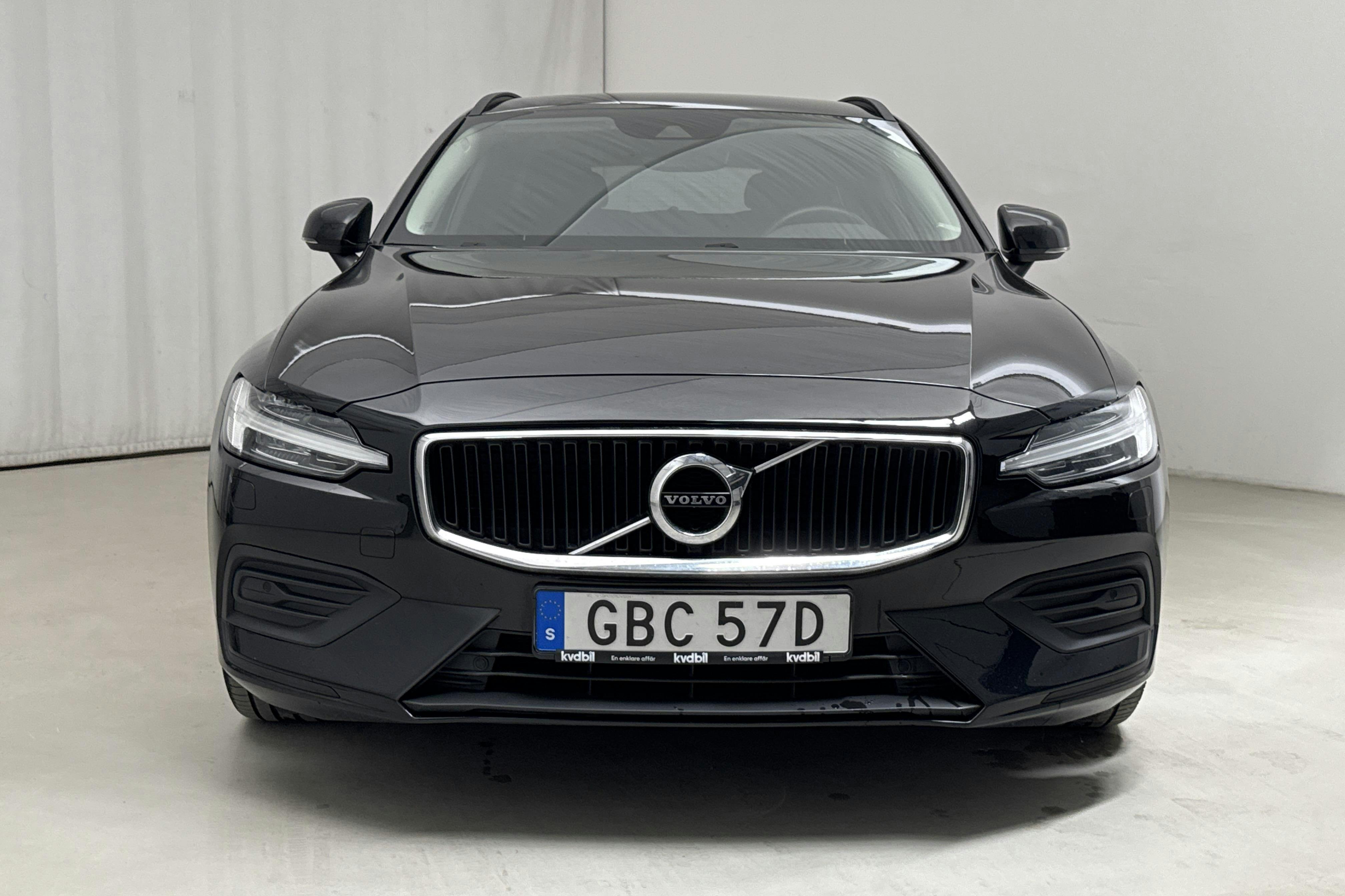 Volvo V60 B4 Mildhybrid, Diesel (197hk) - 123 020 km - Automatic - black - 2022