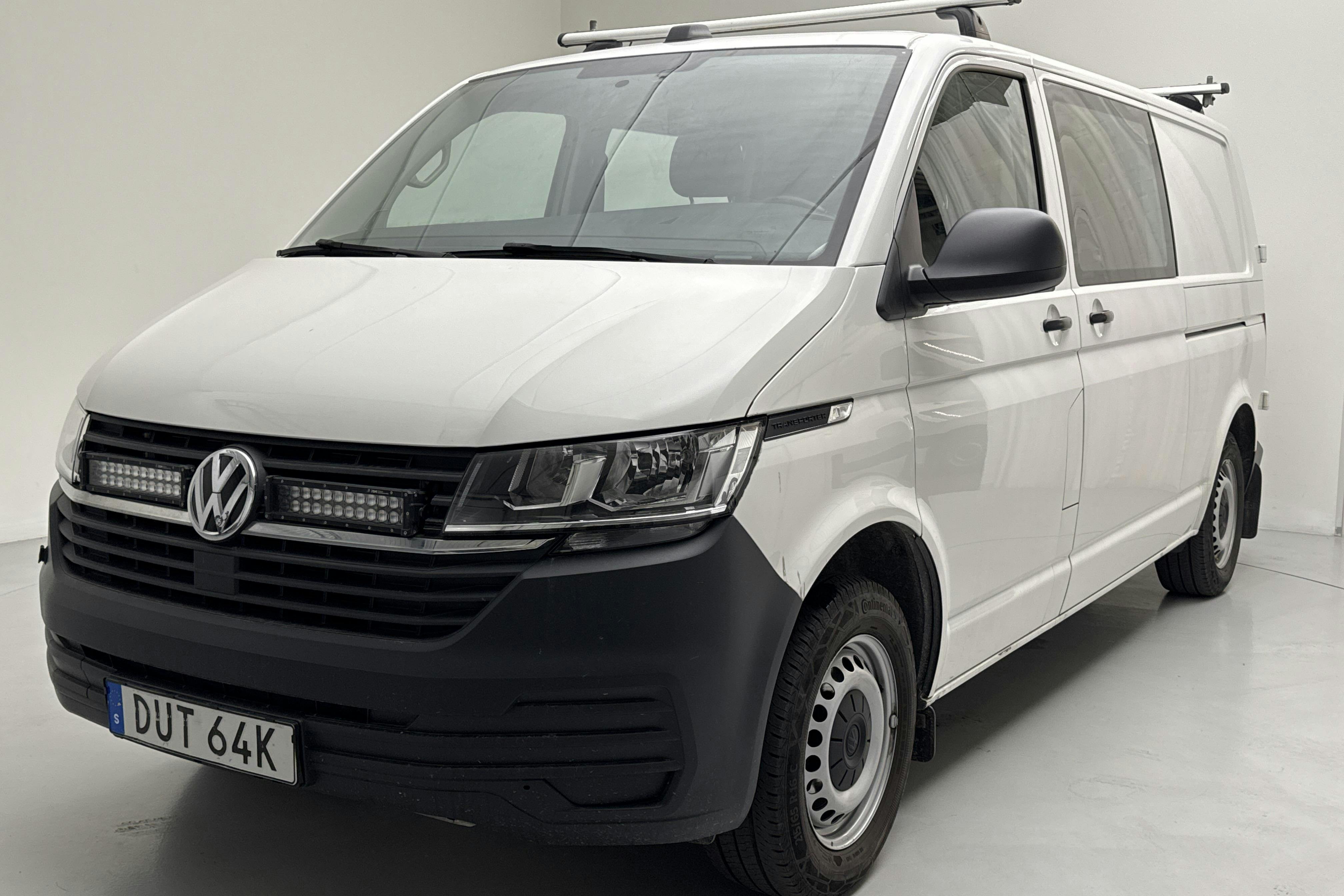 VW Transporter Kombi 2.0 TDI BMT 4MOTION (150hk) - 73 270 km - Manualna - biały - 2021