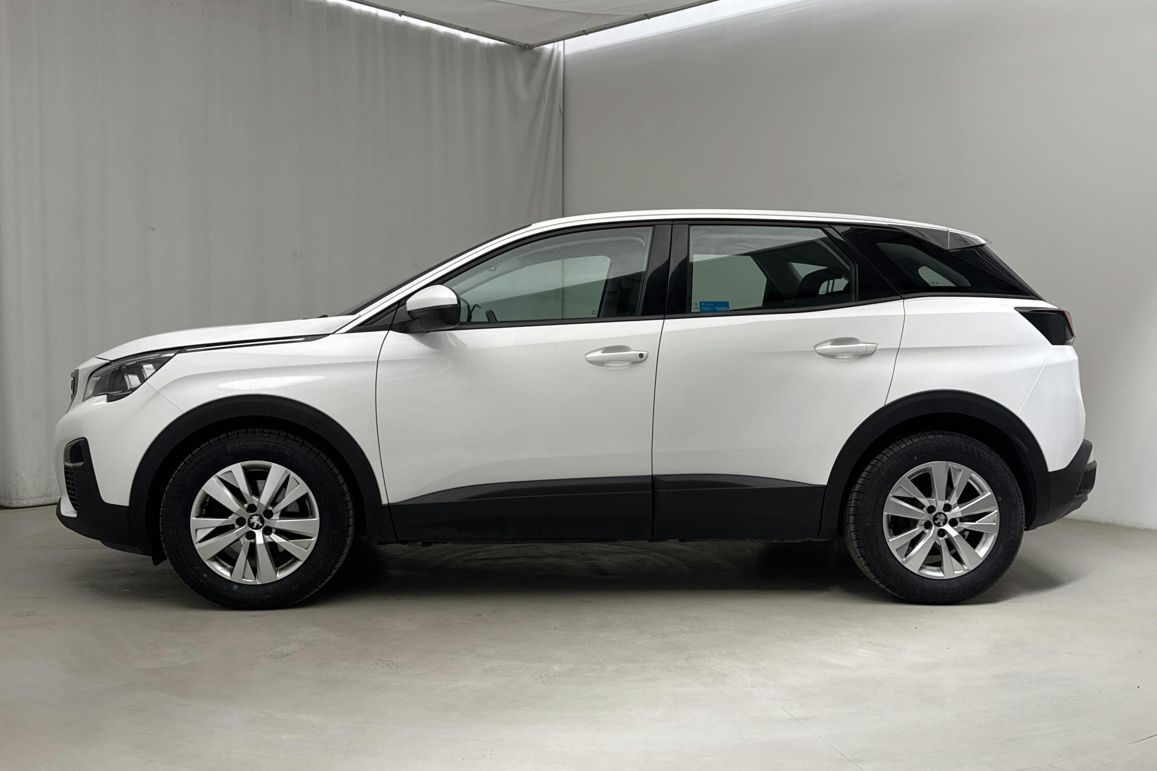 Peugeot 3008 1.2 PureTech (130hk) - 164 700 km - Käsitsi - 2018