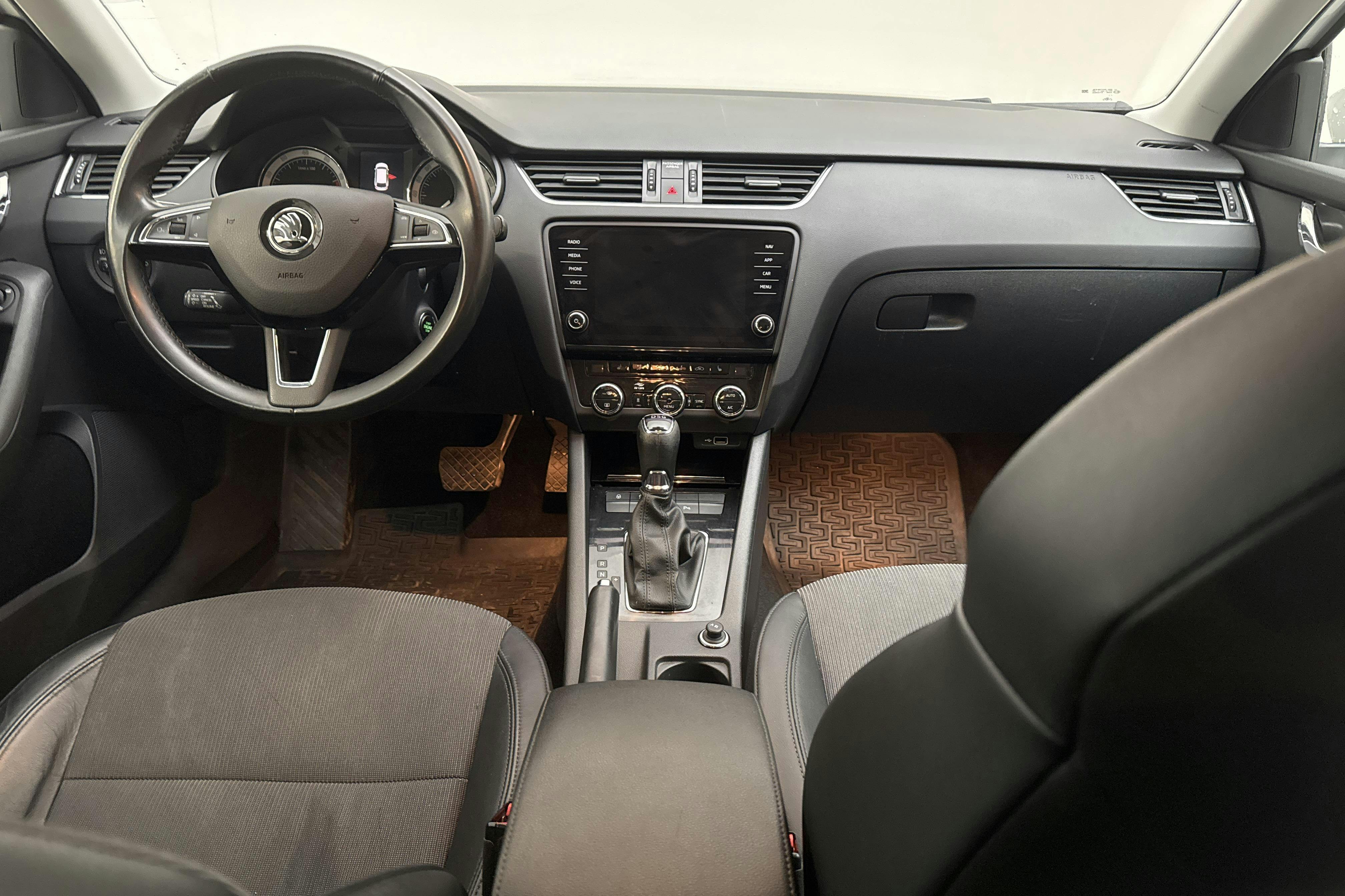 Skoda Octavia III 1.5 TSI G-TEC Combi (130hk) - 8 745 mil - Automat - vit - 2020
