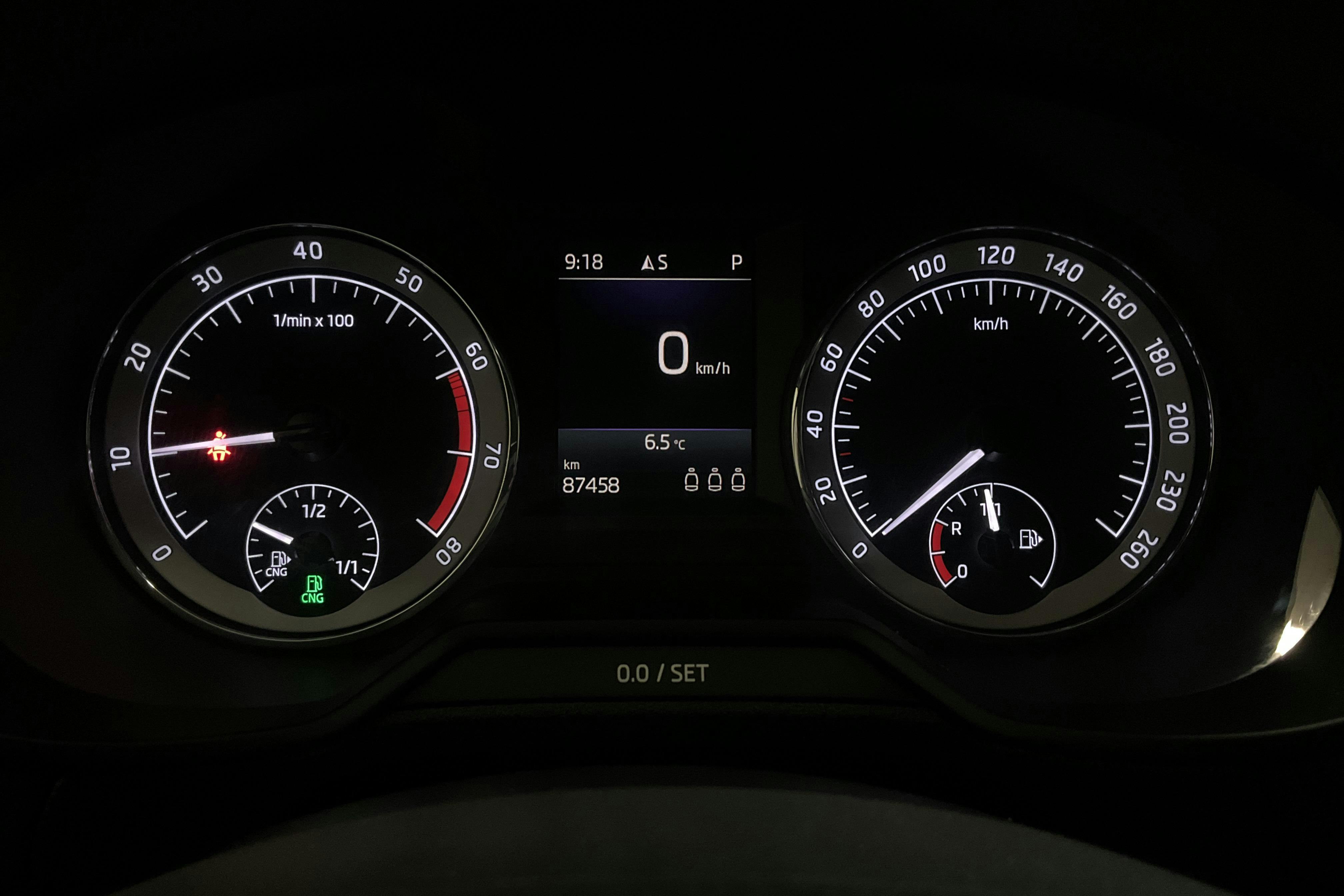 Skoda Octavia III 1.5 TSI G-TEC Combi (130hk) - 8 745 mil - Automat - vit - 2020