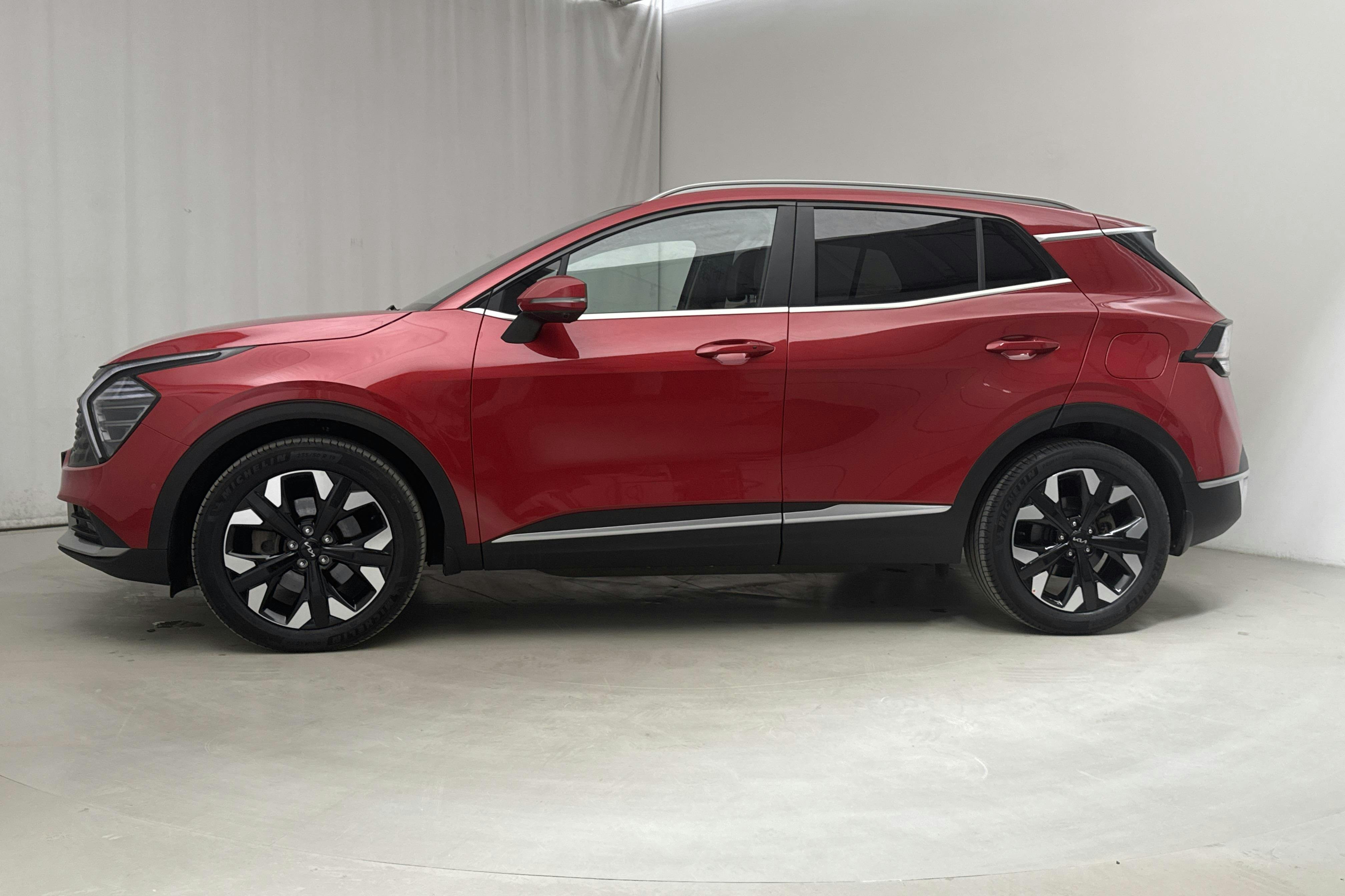 KIA Sportage PHEV AWD (265hk) - 68 480 km - Automatyczna - czerwony - 2023