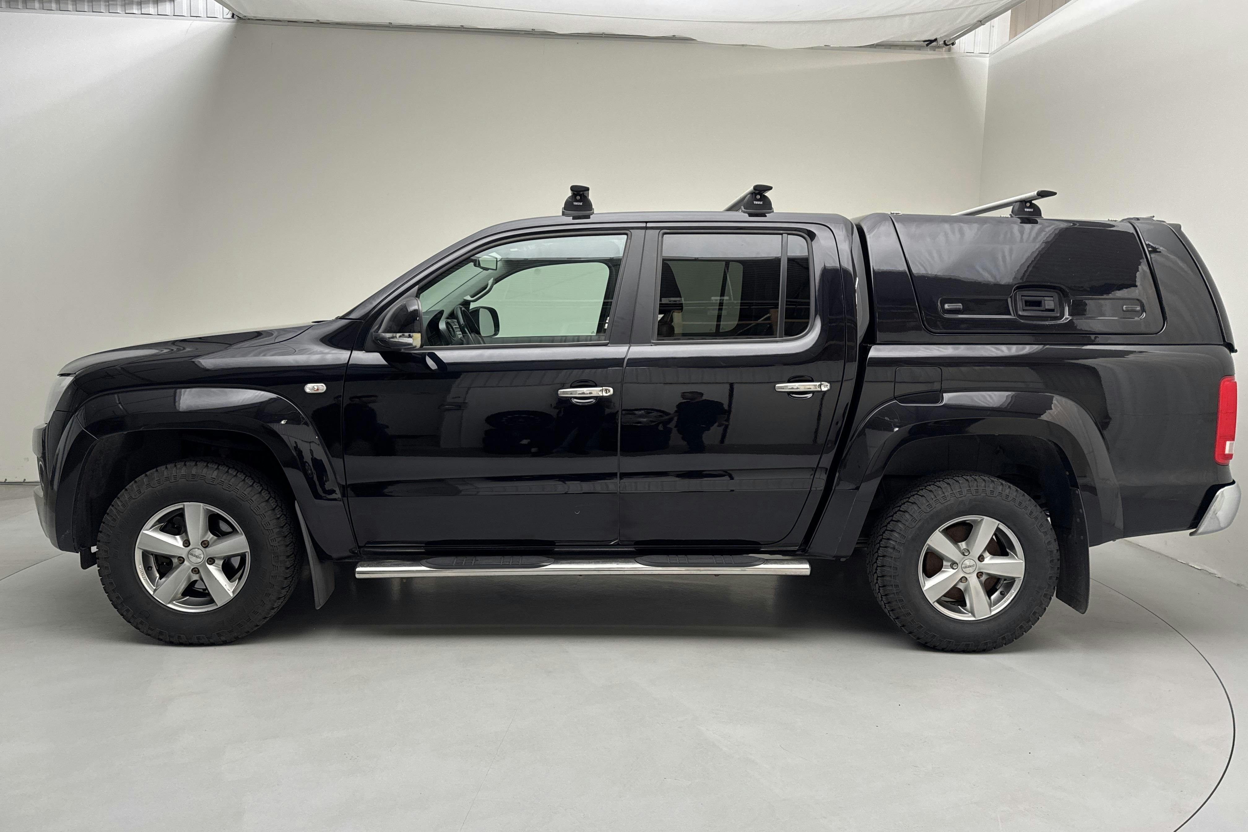 VW Amarok 2.0 TDI 4motion (180hk) - 242 930 km - Automaatne - must - 2014