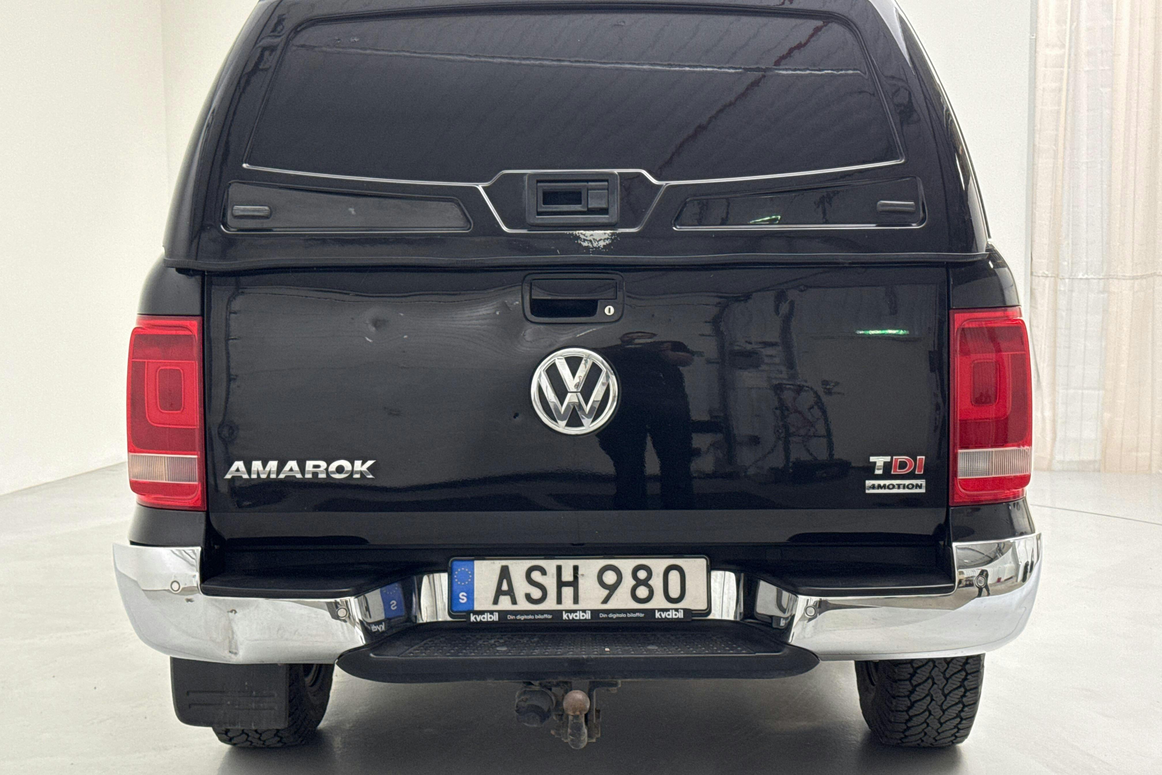 VW Amarok 2.0 TDI 4motion (180hk) - 242 930 km - Automaatne - must - 2014