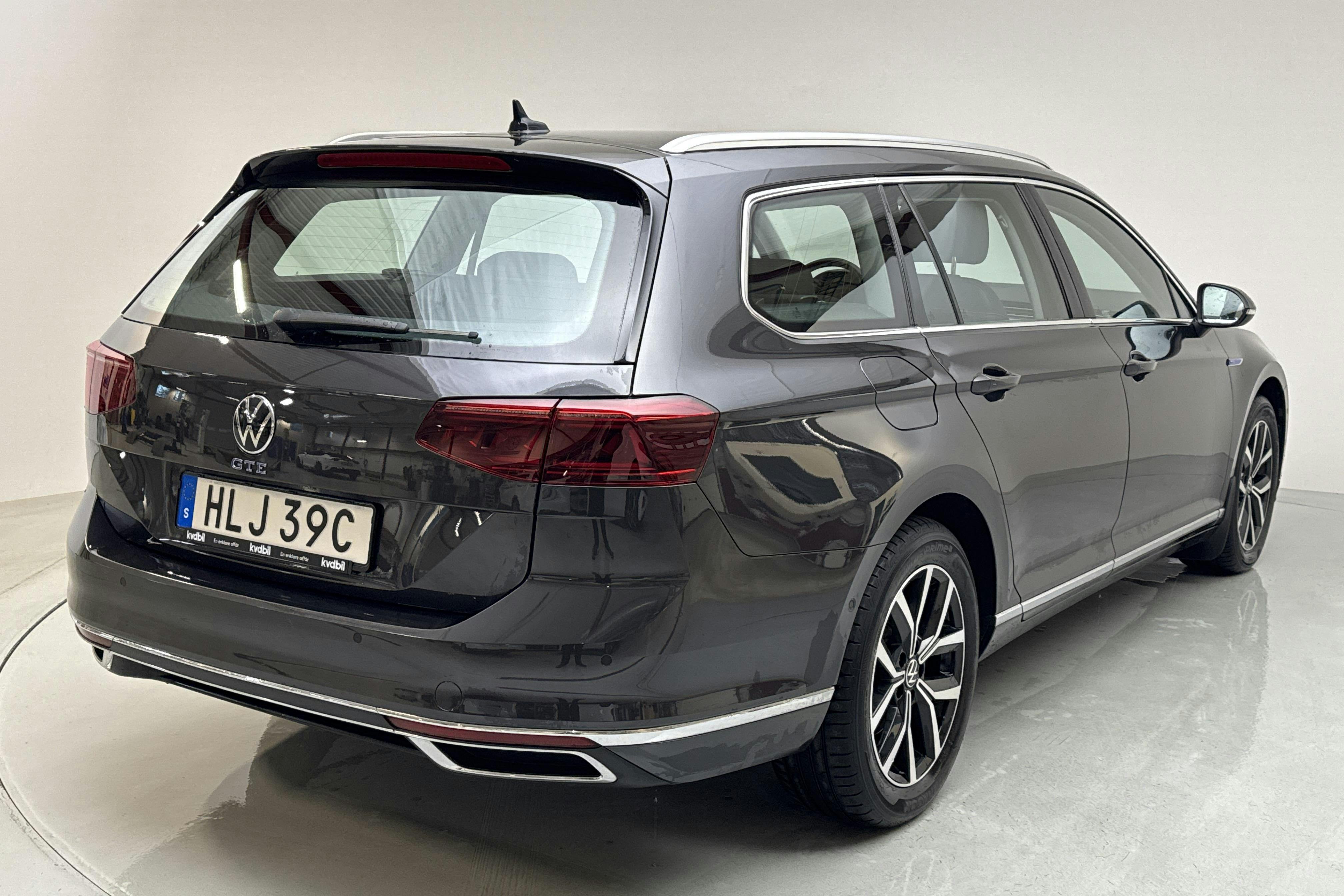 VW Passat 1.4 GTE Sportscombi (218hk) - 10 501 mil - Automat - Dark Grey - 2022