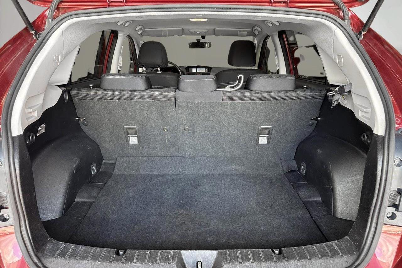 Subaru XV 2.0D (147hk) - 199 370 km - Käsitsi - punane - 2012