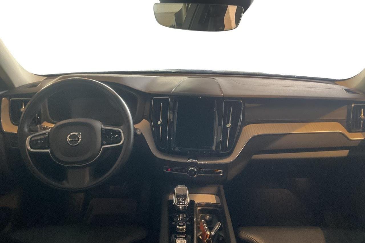 Volvo XC60 T8 AWD Recharge (390hk) - 86 370 km - Automatic - black - 2021
