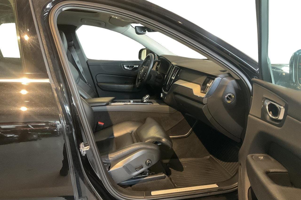 Volvo XC60 T8 AWD Recharge (390hk) - 86 370 km - Automatic - black - 2021