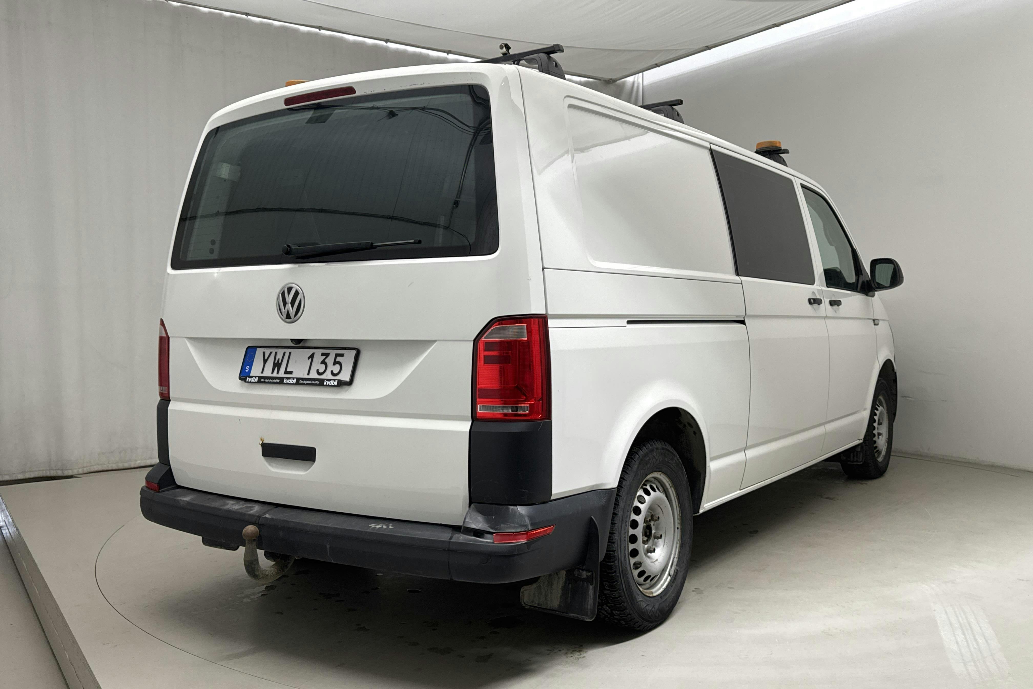 VW Transporter T6 2.0 TDI BMT Skåp 4MOTION (150hk) - 212 420 km - Automatic - white - 2018