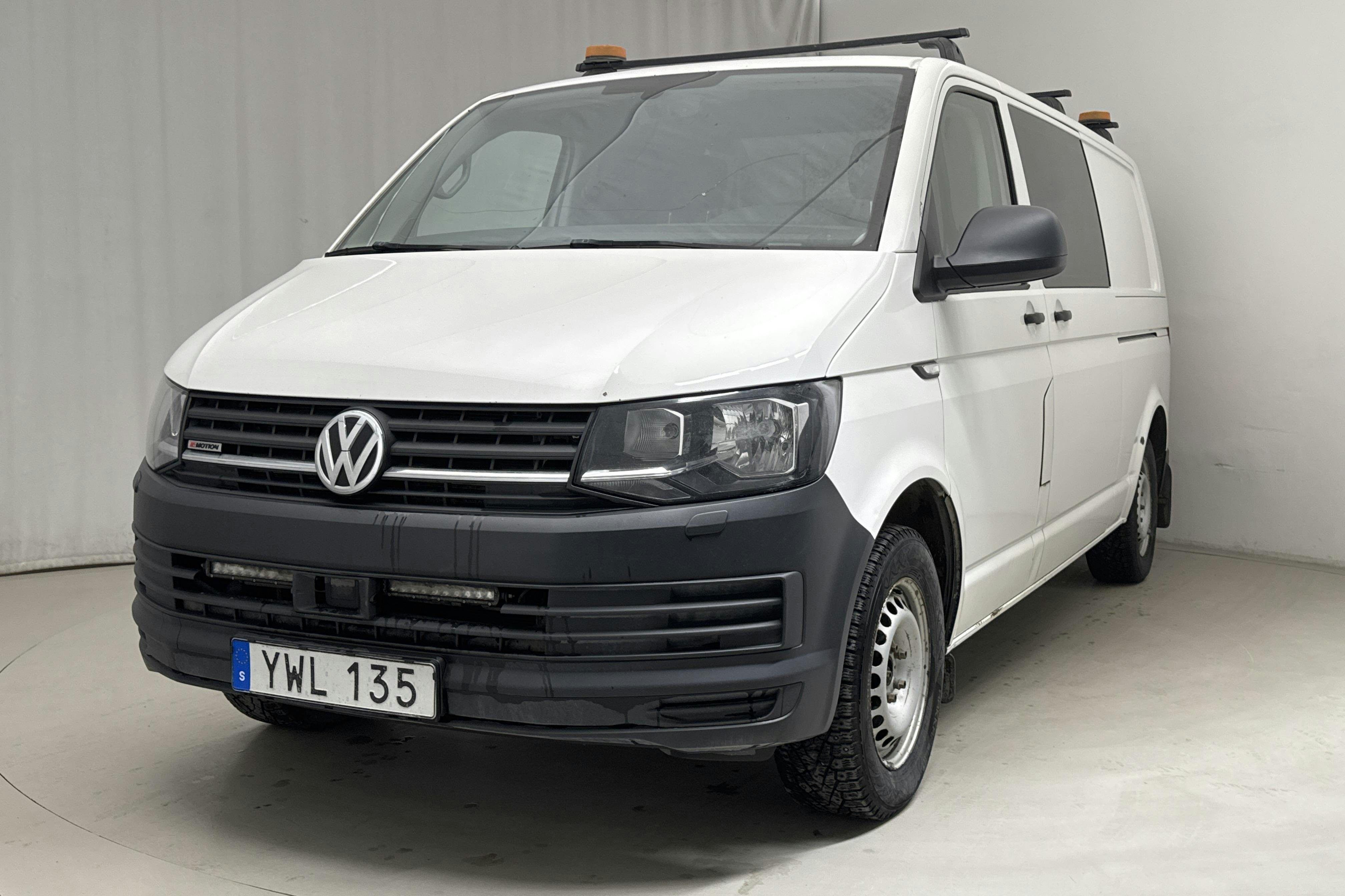 VW Transporter T6 2.0 TDI BMT Skåp 4MOTION (150hk) - 212 420 km - Automatic - white - 2018