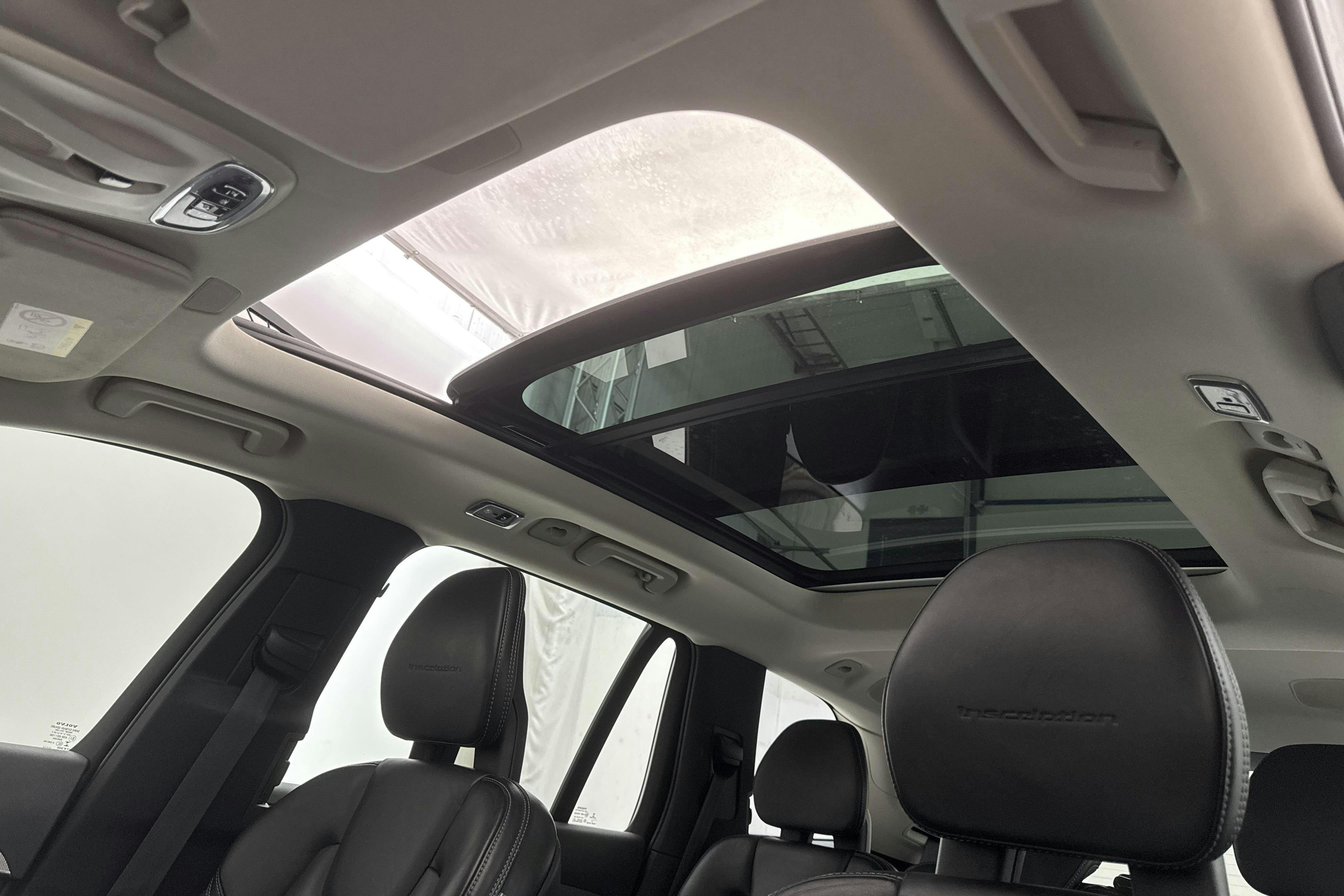 Volvo XC90 T8 AWD Twin Engine (400hk) - 136 260 km - Automaatne - valge - 2017