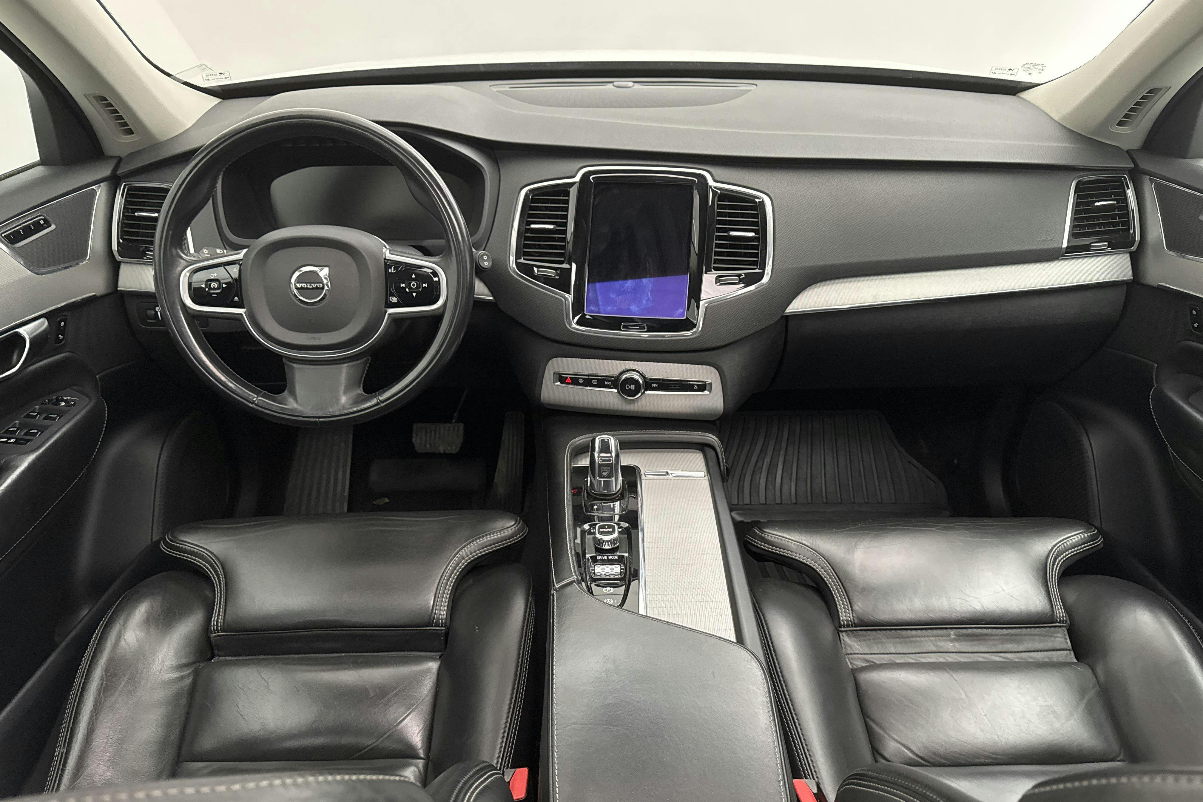Volvo XC90 T8 AWD Twin Engine (400hk) - 136 260 km - Automaatne - valge - 2017