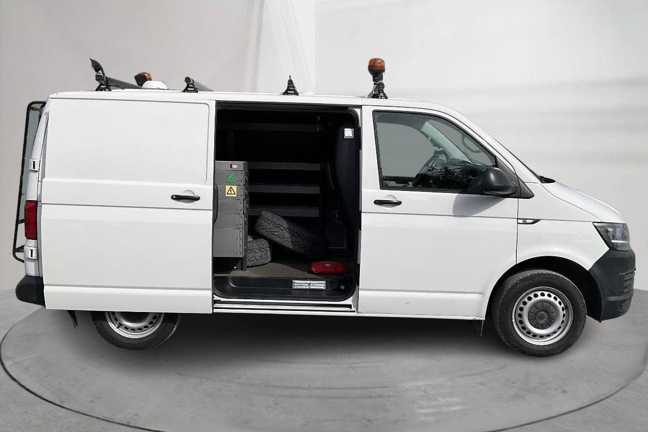 VW Transporter T6 2.0 TDI BMT Skåp 4MOTION (150hk) - 83 380 km - Manuaalinen - valkoinen - 2019