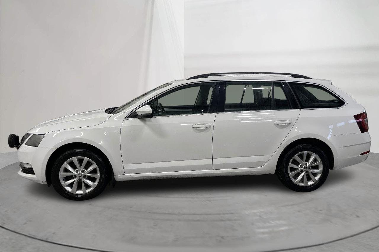 Skoda Octavia III 2.0 TDI CR Combi 4x4 (150hk) - 160 380 km - Manualna - biały - 2018