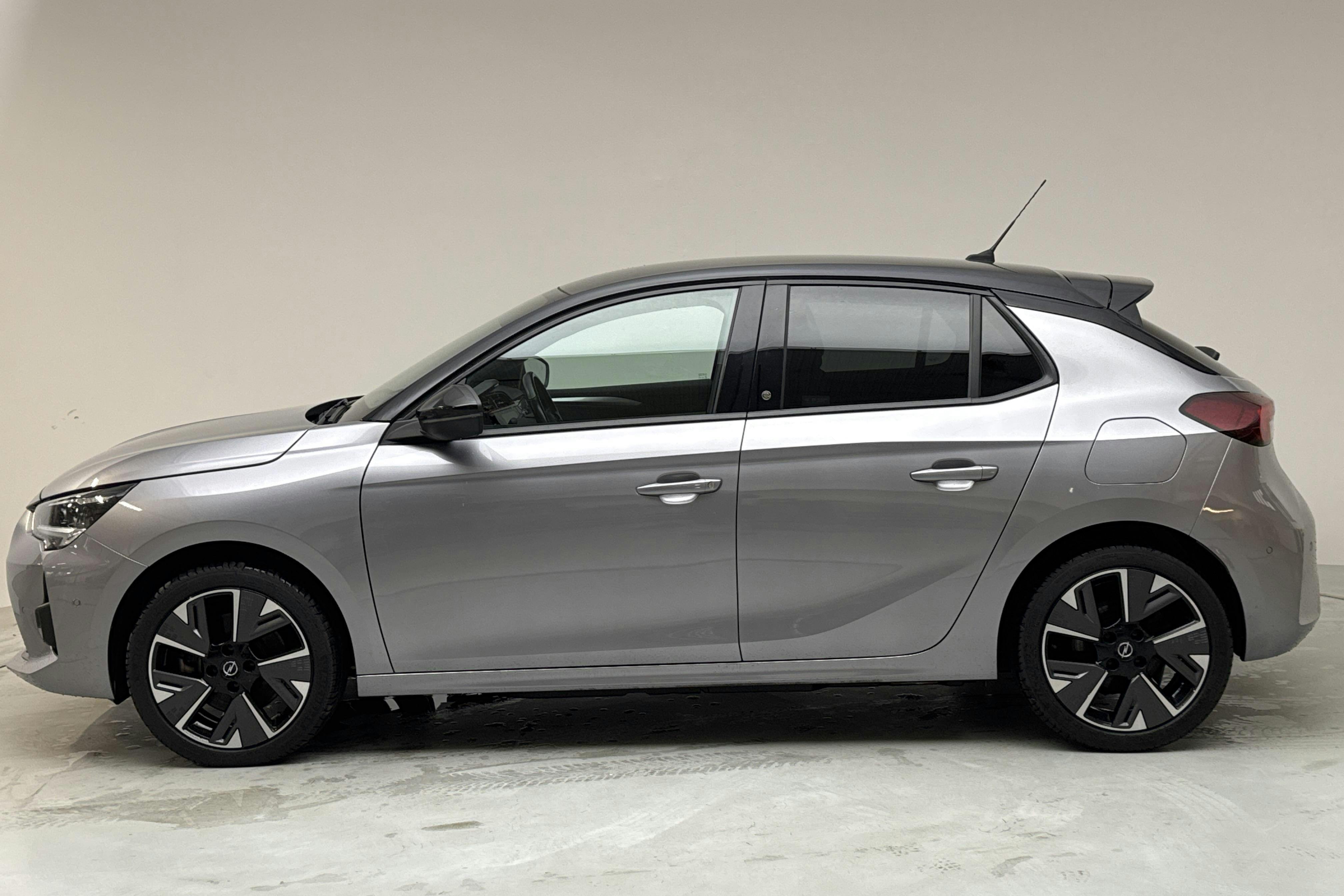 Opel Corsa-e 50 kWh 5dr (136hk) - 82 790 km - Automatic - gray - 2022