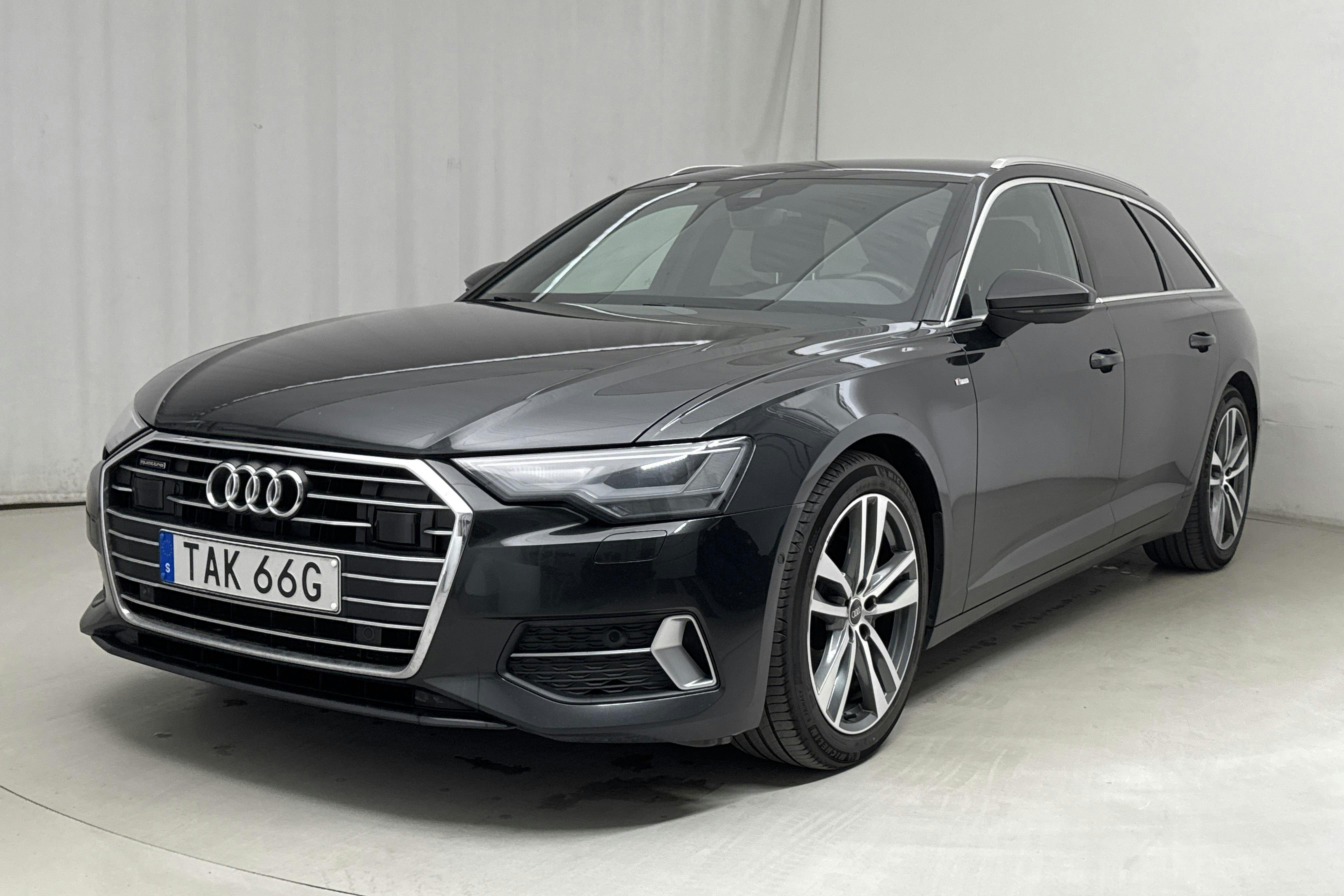 Audi A6 Avant 40 TDI quattro (204hk) - 134 740 km - Automatic - gray - 2021