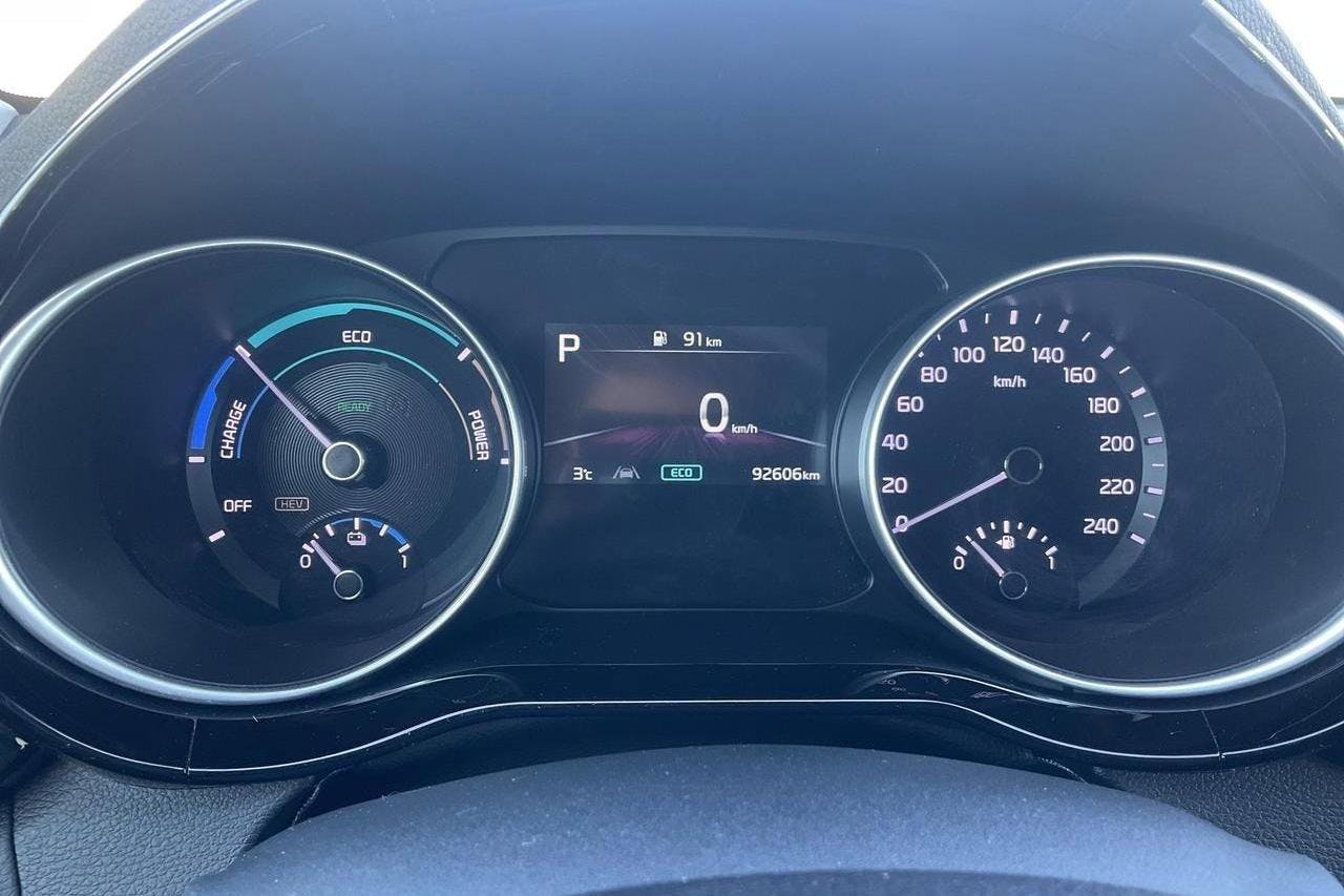 KIA Ceed 1.6 Plug-in Hybrid SW (141hk) - 92 610 km - Automaattinen - valkoinen - 2022