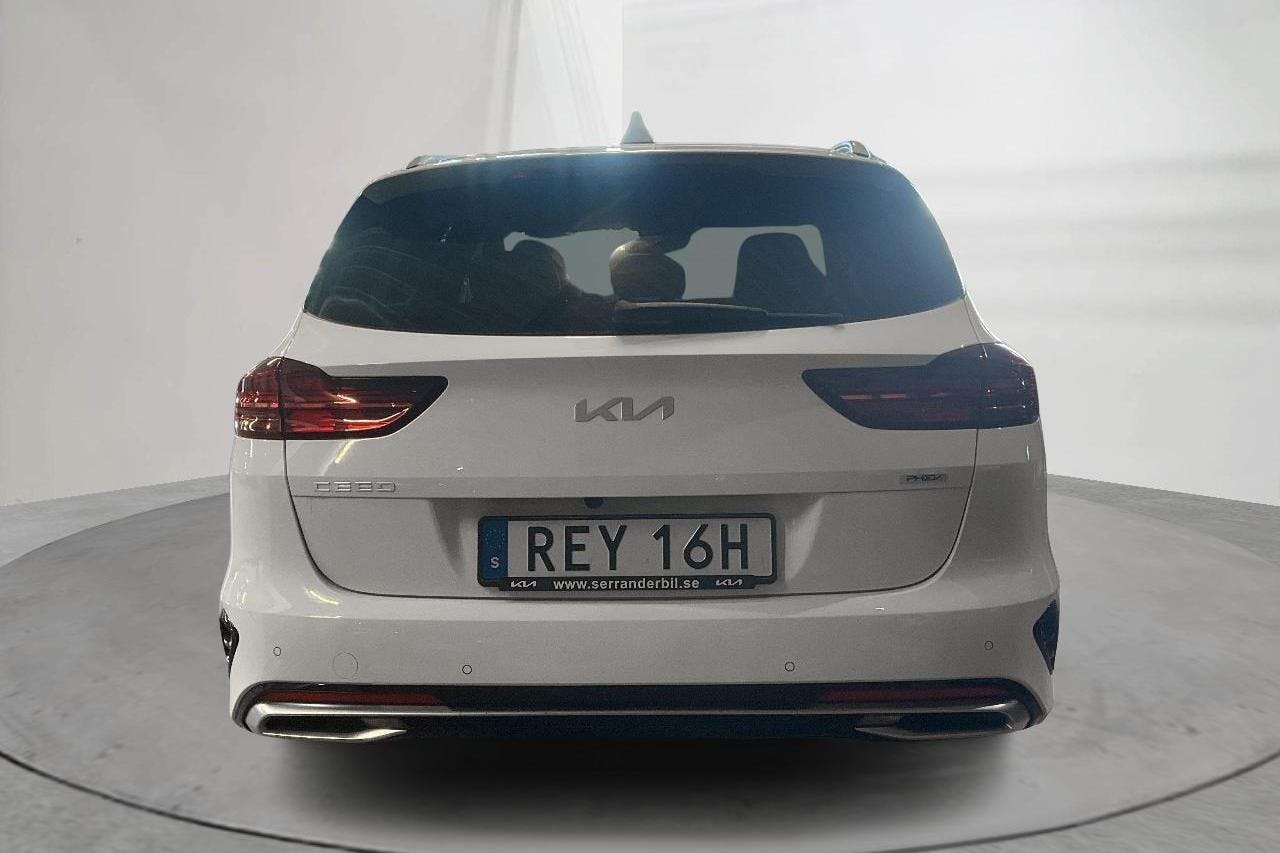 KIA Ceed 1.6 Plug-in Hybrid SW (141hk) - 92 610 km - Automaattinen - valkoinen - 2022