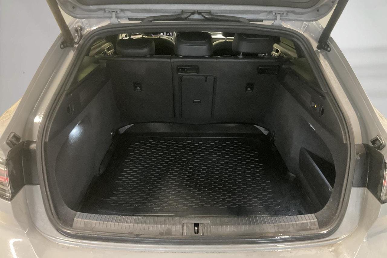 VW Arteon 2.0 TDI 4MOTION (200hk) - 7 938 mil - Automat - grå - 2022