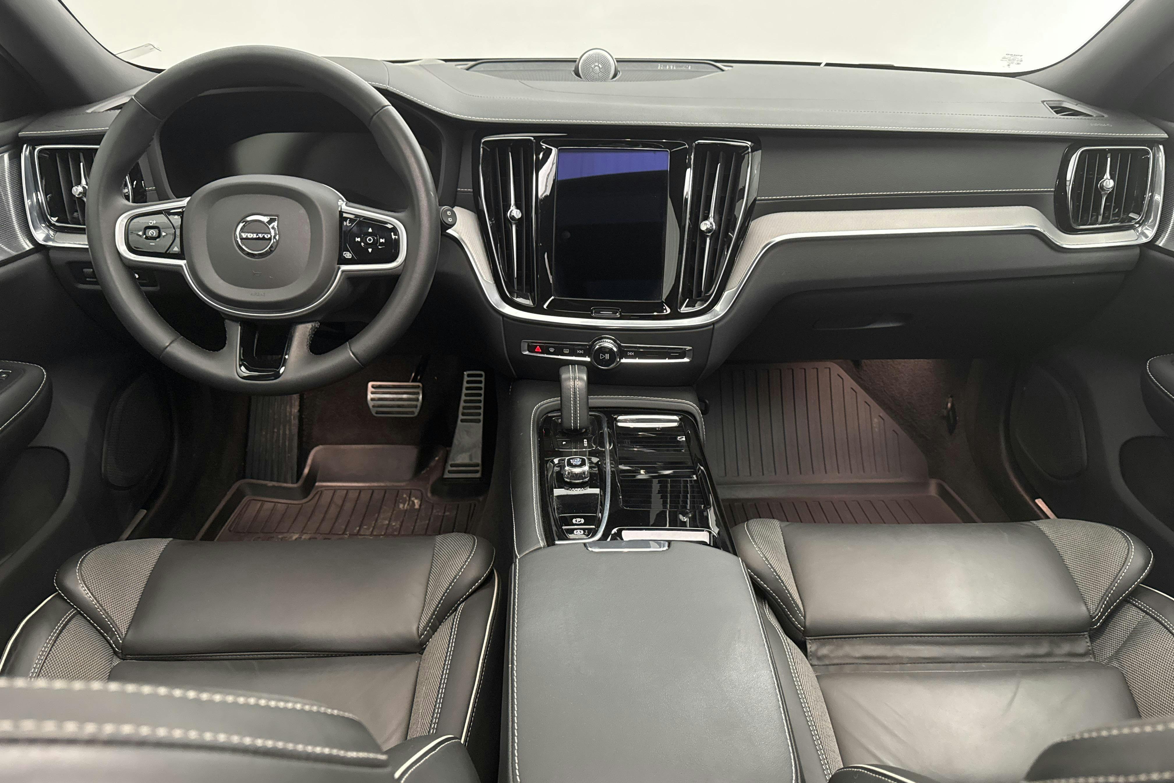 Volvo V60 T8 AWD Recharge (455hk) - 74 680 km - Automatic - black - 2022