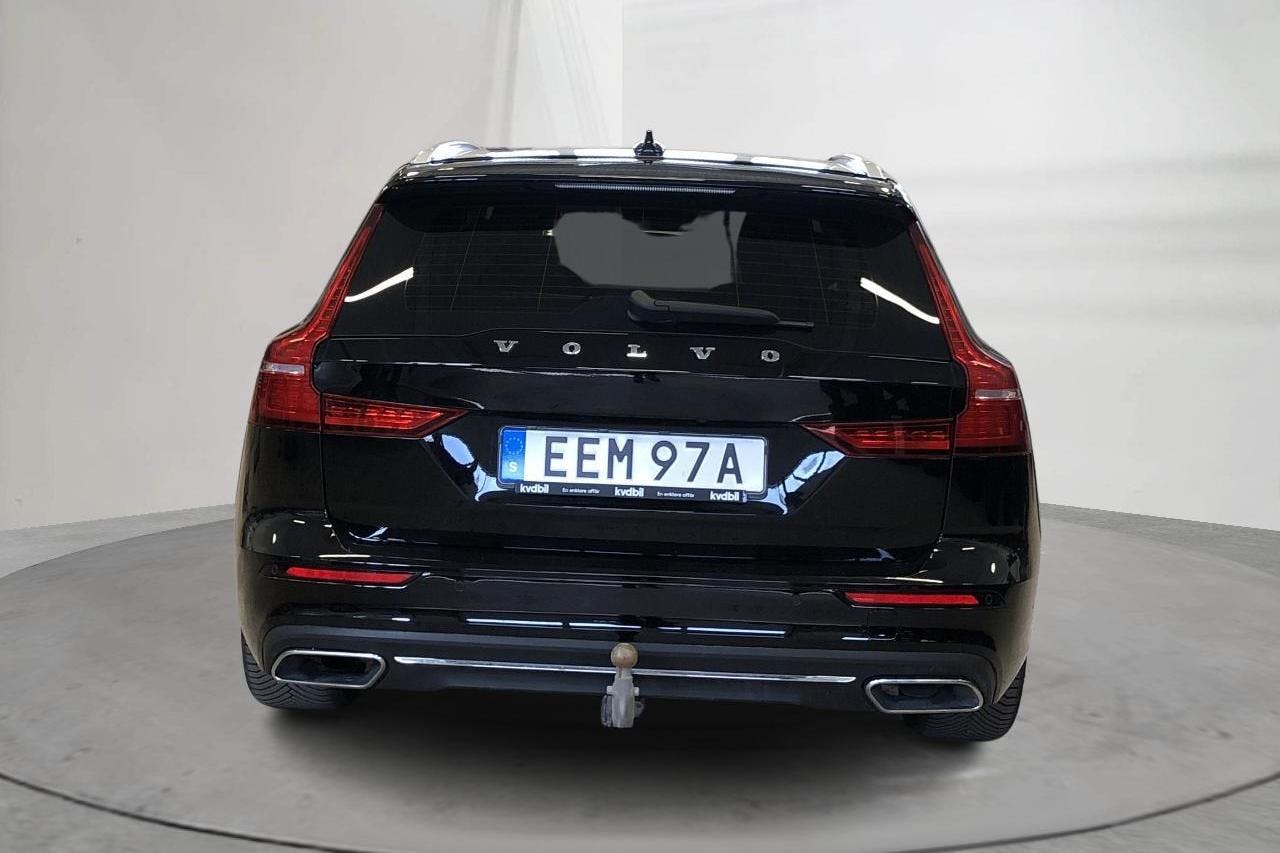 Volvo V60 T6 AWD Recharge (340hk) - 98 160 km - Automatyczna - czarny - 2022