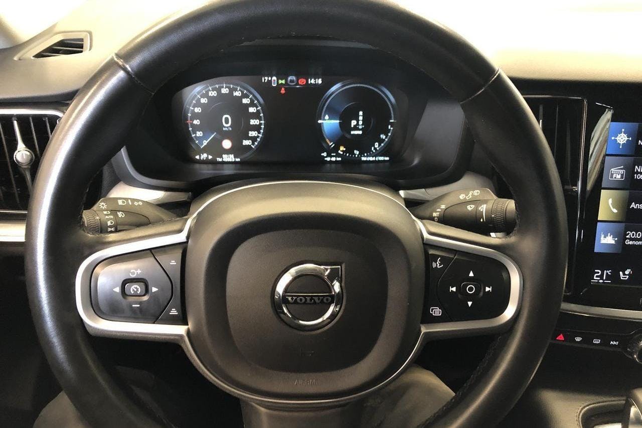 Volvo V60 T6 AWD Recharge (340hk) - 98 160 km - Automatyczna - czarny - 2022