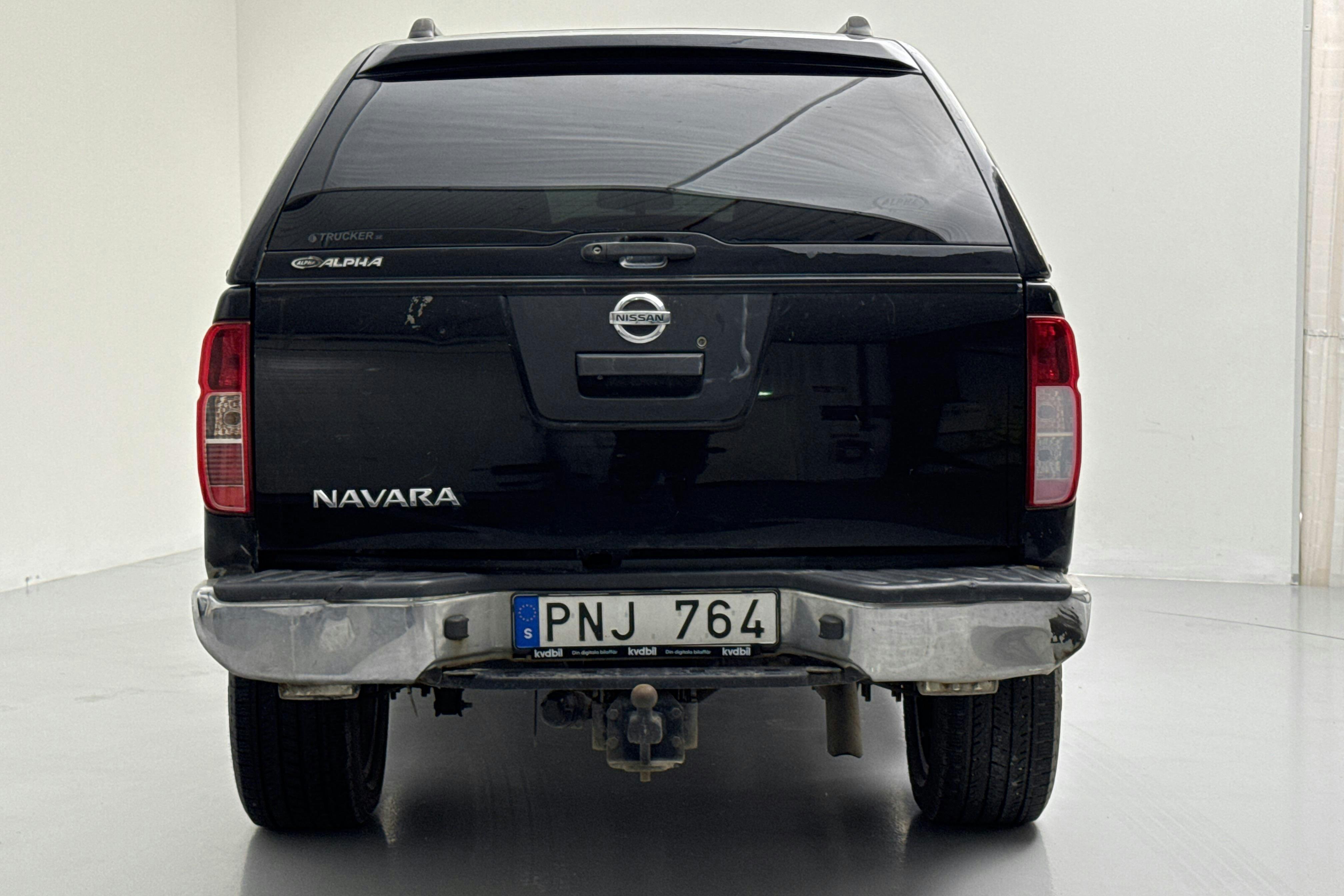 Nissan Navara 3.0 dCi V6 (231hk) - 27 279 mil - Automat - svart - 2012