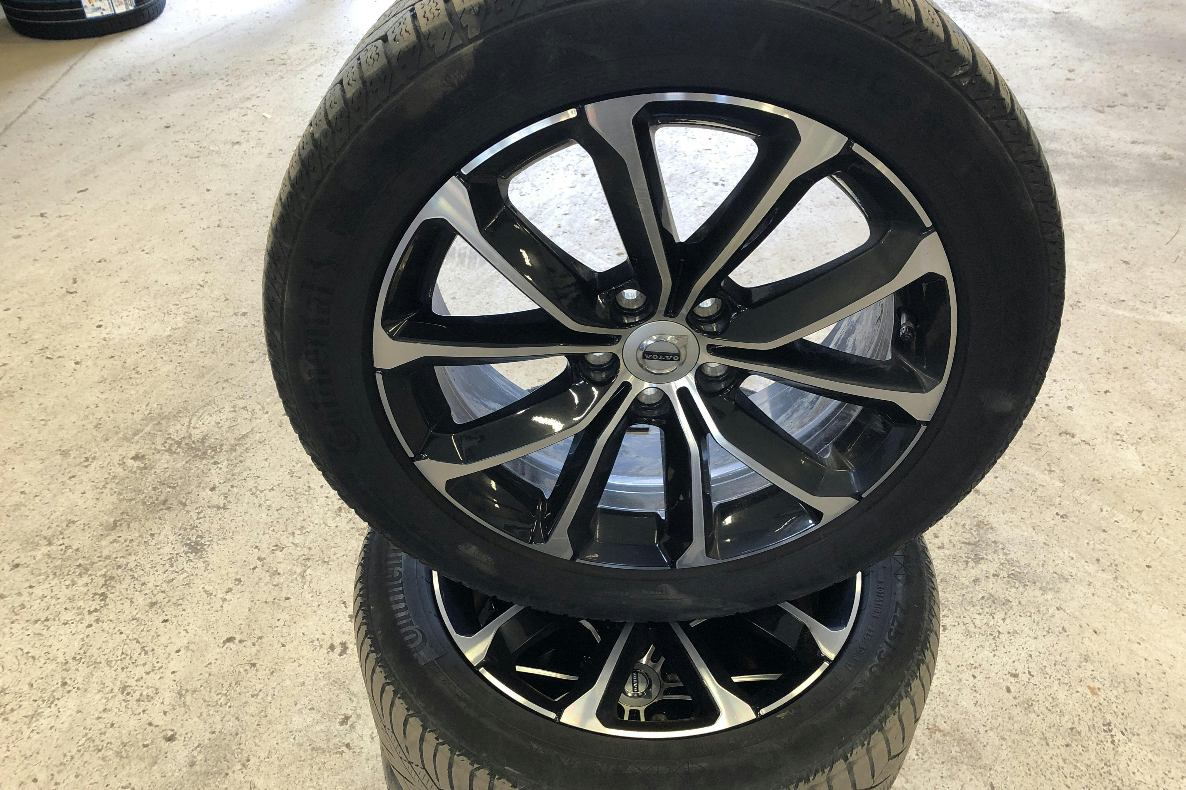 Volvo V60 B4 Mildhybrid, Diesel (197hk) - 118 960 km - Automatyczna - szary - 2022