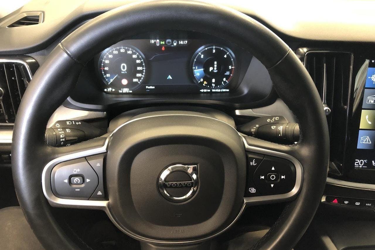 Volvo V60 B4 Mildhybrid, Diesel (197hk) - 118 960 km - Automatyczna - szary - 2022